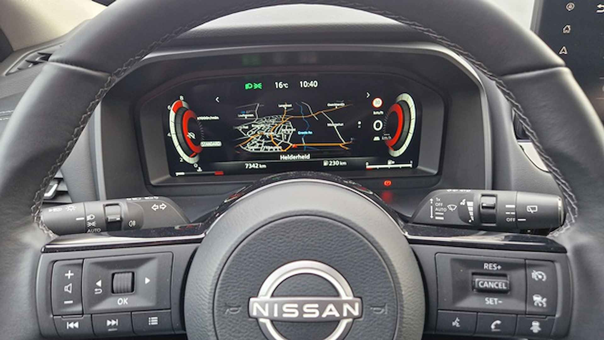 NISSAN Qashqai 1.3 140PK DIG-Turbo Mild-Hybrid N-Connecta & Cold Pack - 15/17
