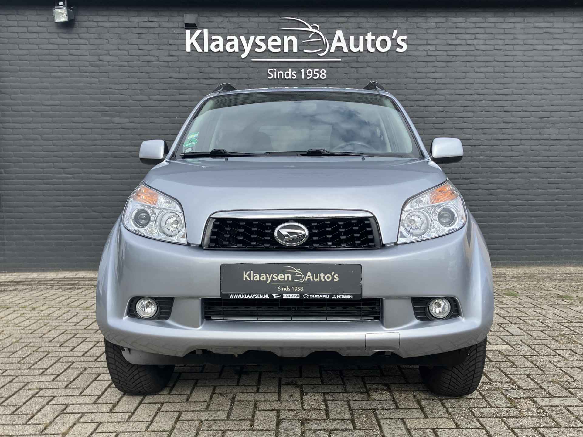 Daihatsu Terios 1.5 4WD Track AUT. | 1e eigenaar | dealer onderhouden | climate control | stoelverwarming | dakrailing | reservewiel | 55.000 KM - 3/30