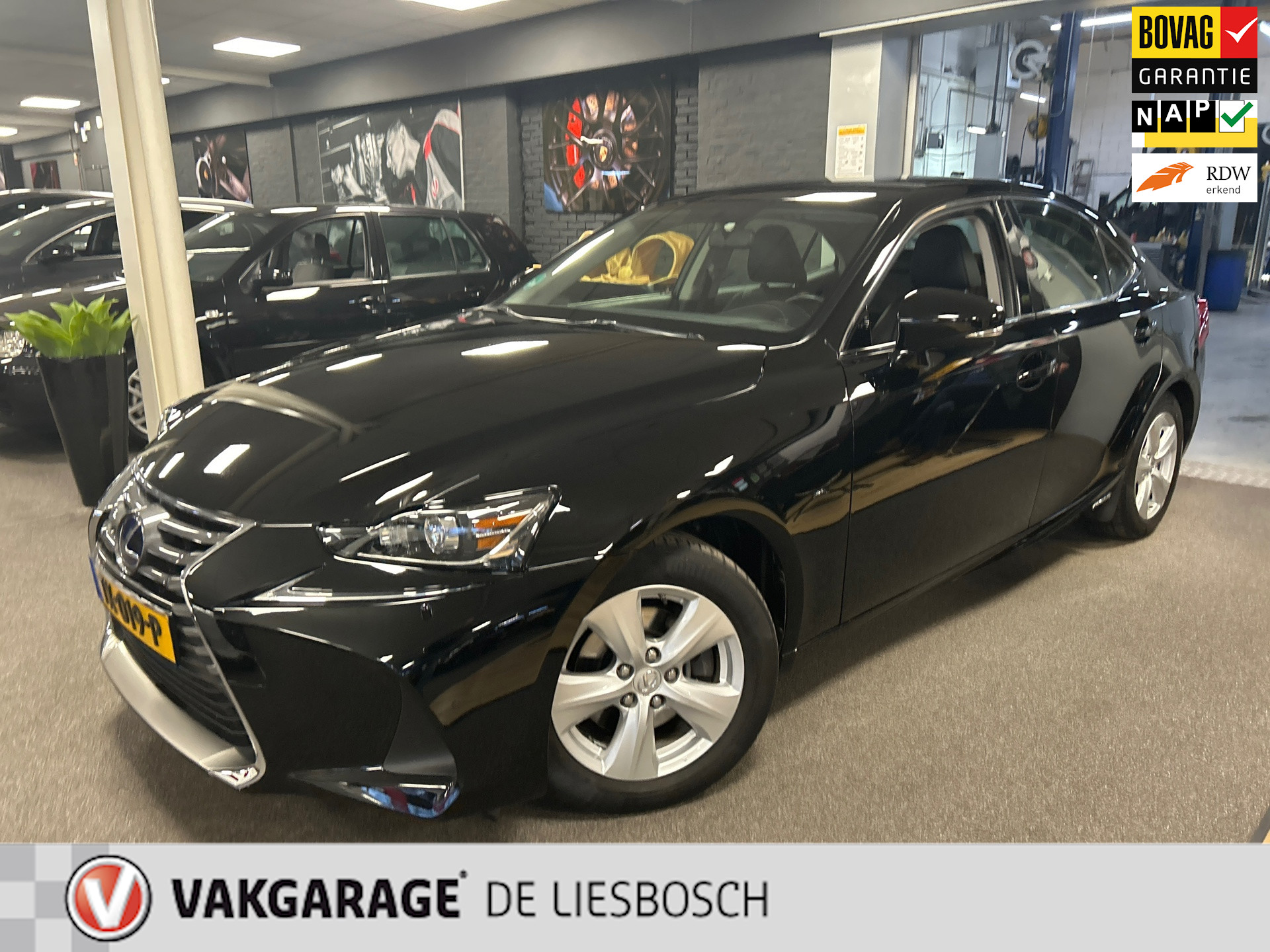 Lexus IS 300h Hybrid,leer alcantara,navi,boeken ,origineel ned