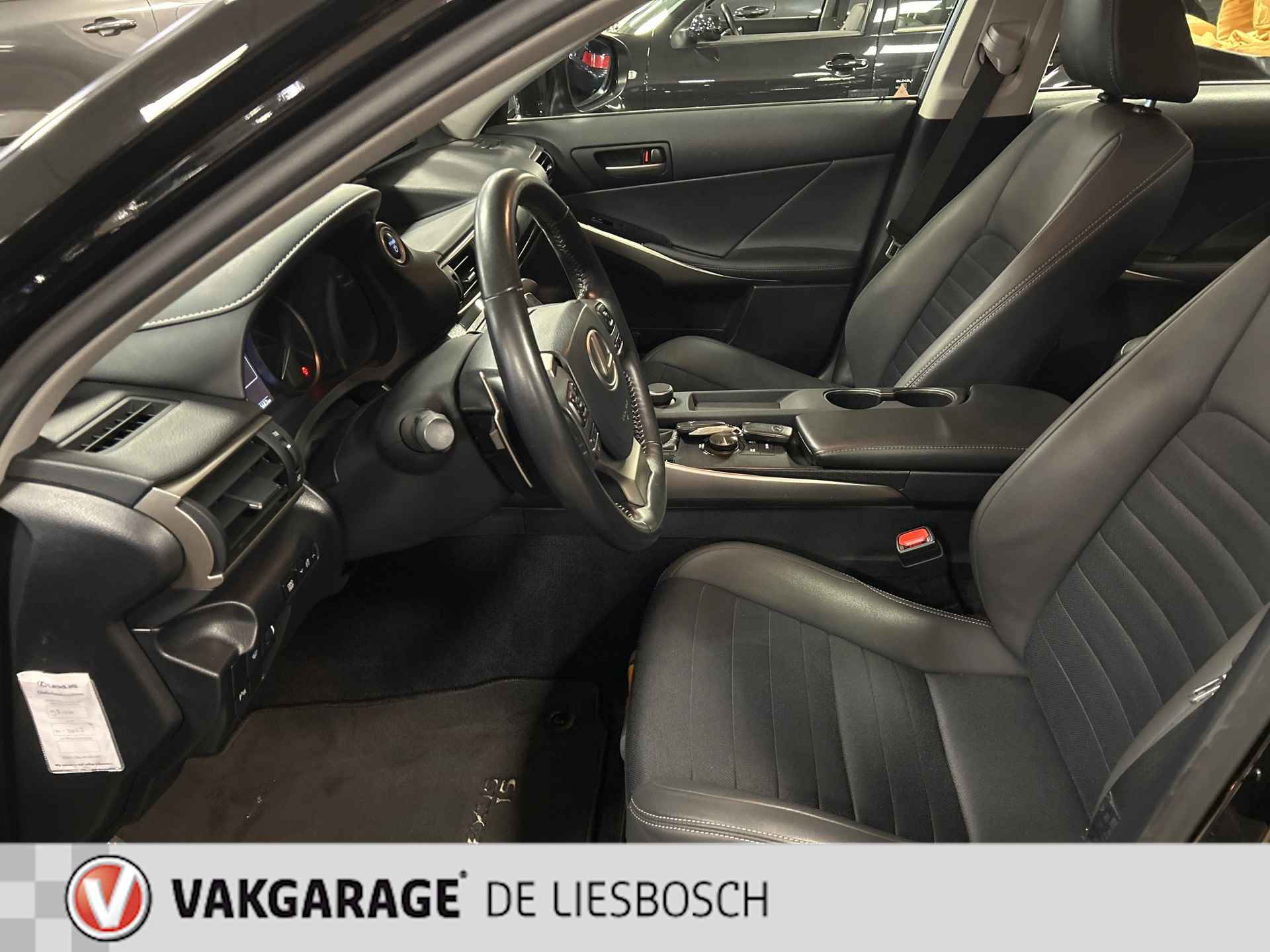 Lexus IS 300h Hybrid,leer alcantara,navi,boeken ,origineel ned - 10/23