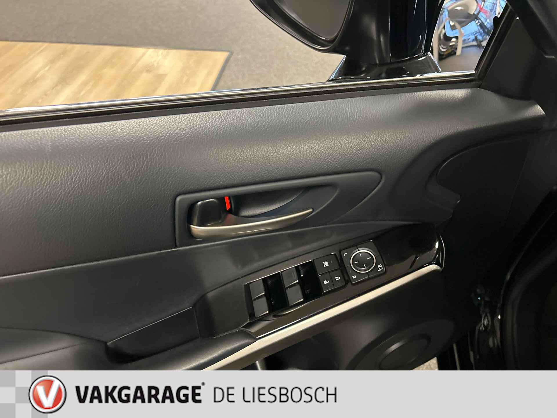 Lexus IS 300h Hybrid,leer alcantara,navi,boeken ,origineel ned - 12/23