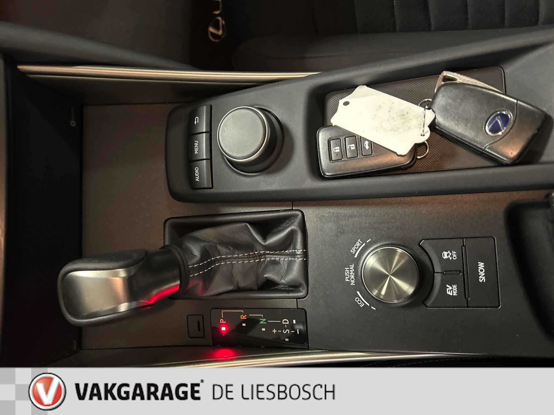 Lexus IS 300h Hybrid,leer alcantara,navi,boeken ,origineel ned - 16/23