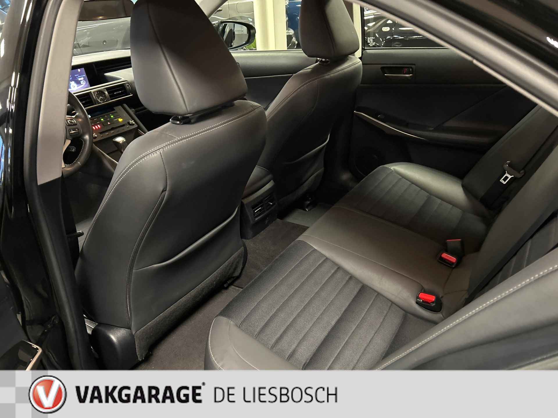 Lexus IS 300h Hybrid,leer alcantara,navi,boeken ,origineel ned - 21/23