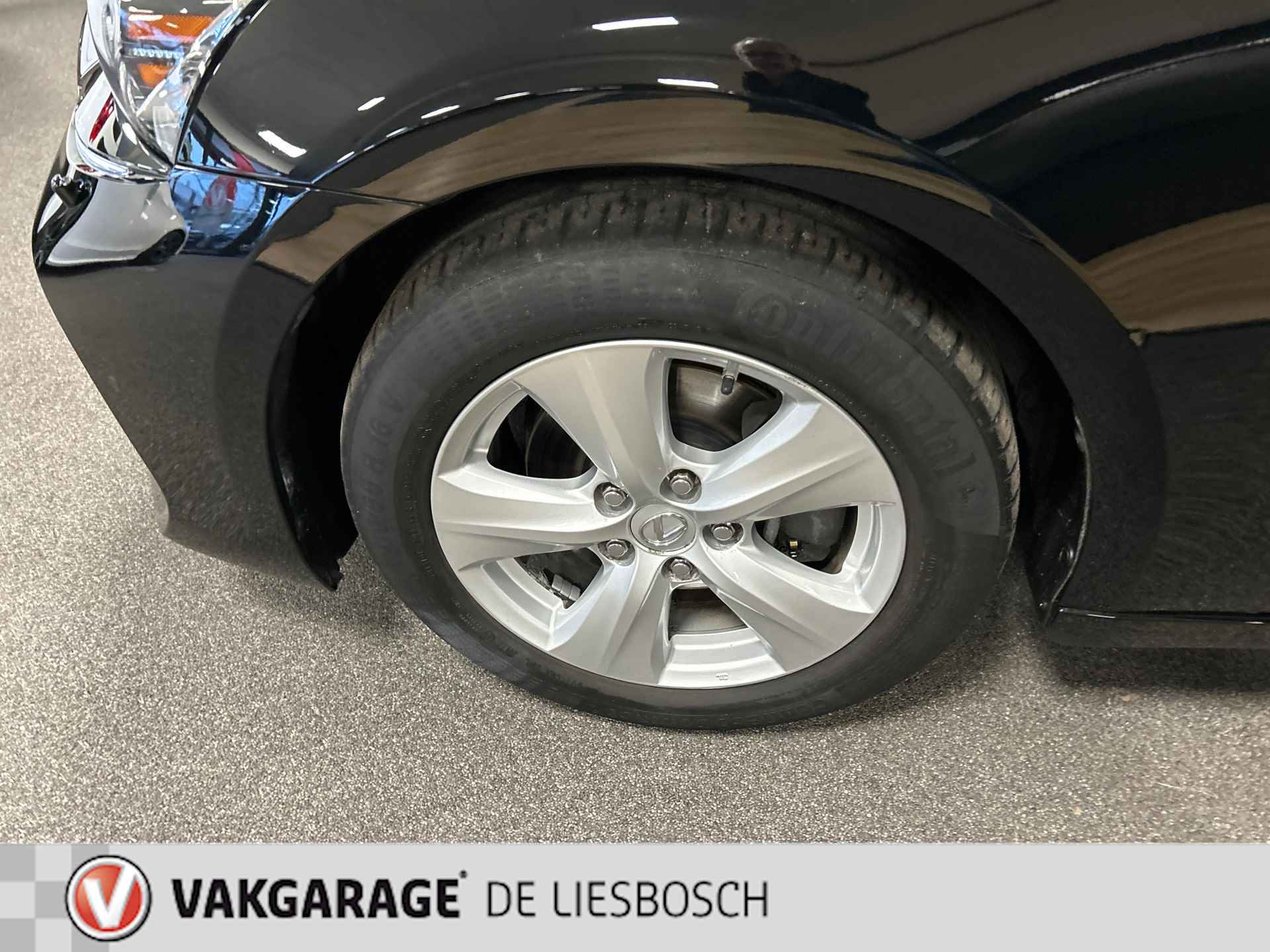 Lexus IS 300h Hybrid,leer alcantara,navi,boeken ,origineel ned - 23/23