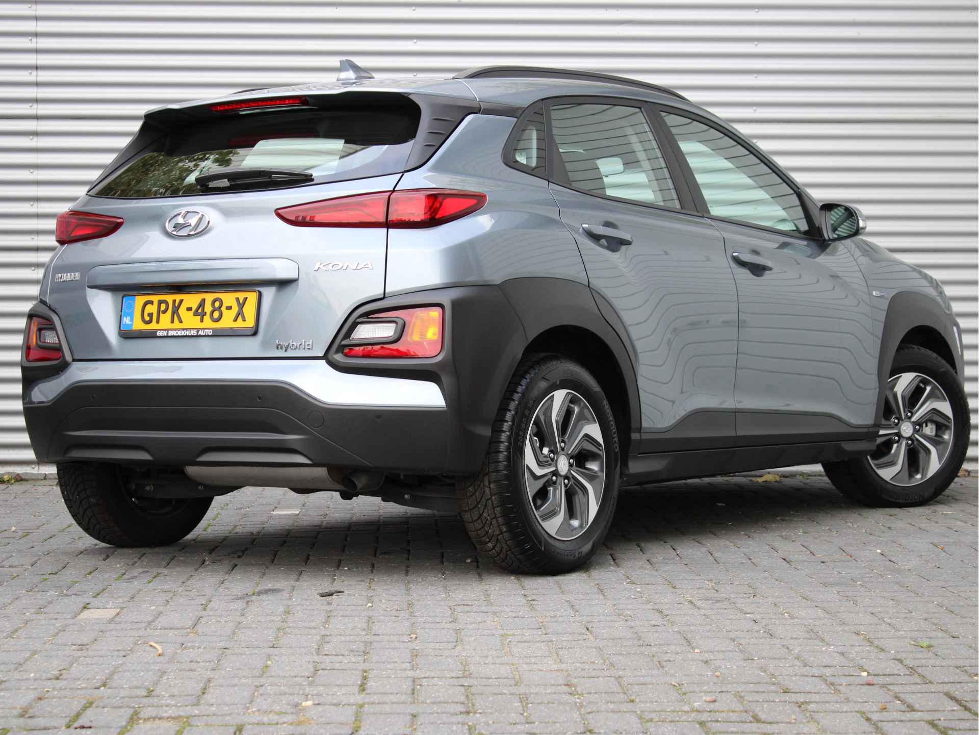 Hyundai KONA 1.6 GDI HEV Comfort 140pk Automaat | Navigatie by App | Parkeercamera | Cruise Control | Climate Control | Armsteun | Regensenso - 4/28