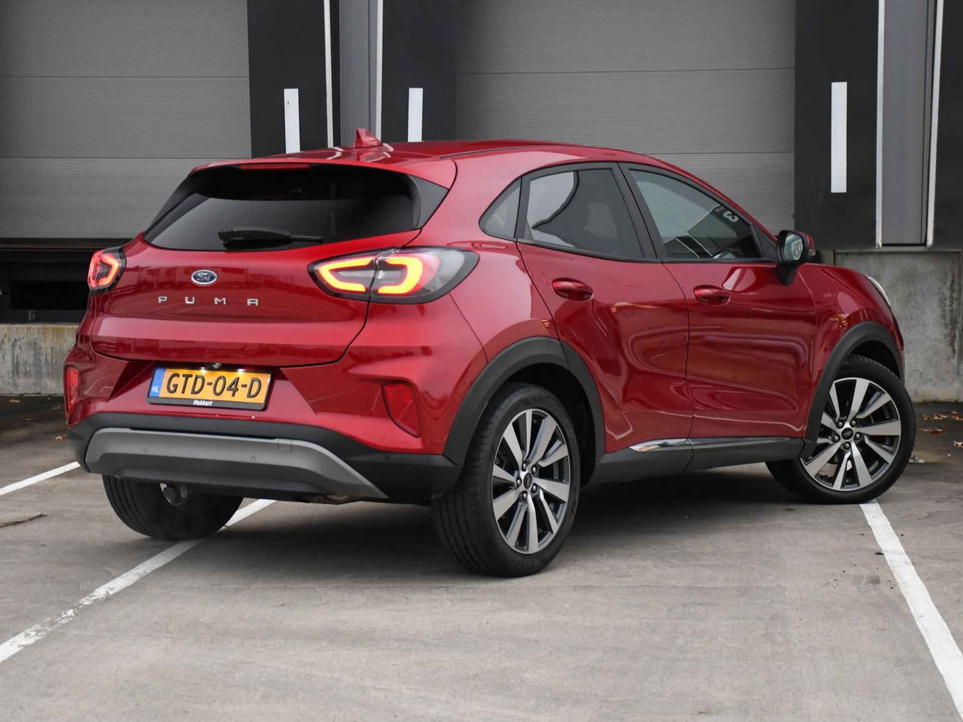 Ford Puma Titanium X 1.0 EcoBoost Hybrid 125pk MASSAGE | ADAPT. CRUISE | WINTER PACK | TREKHAAK | BLIS | 18''LM | B&O | PDC + CAM. - 4/37