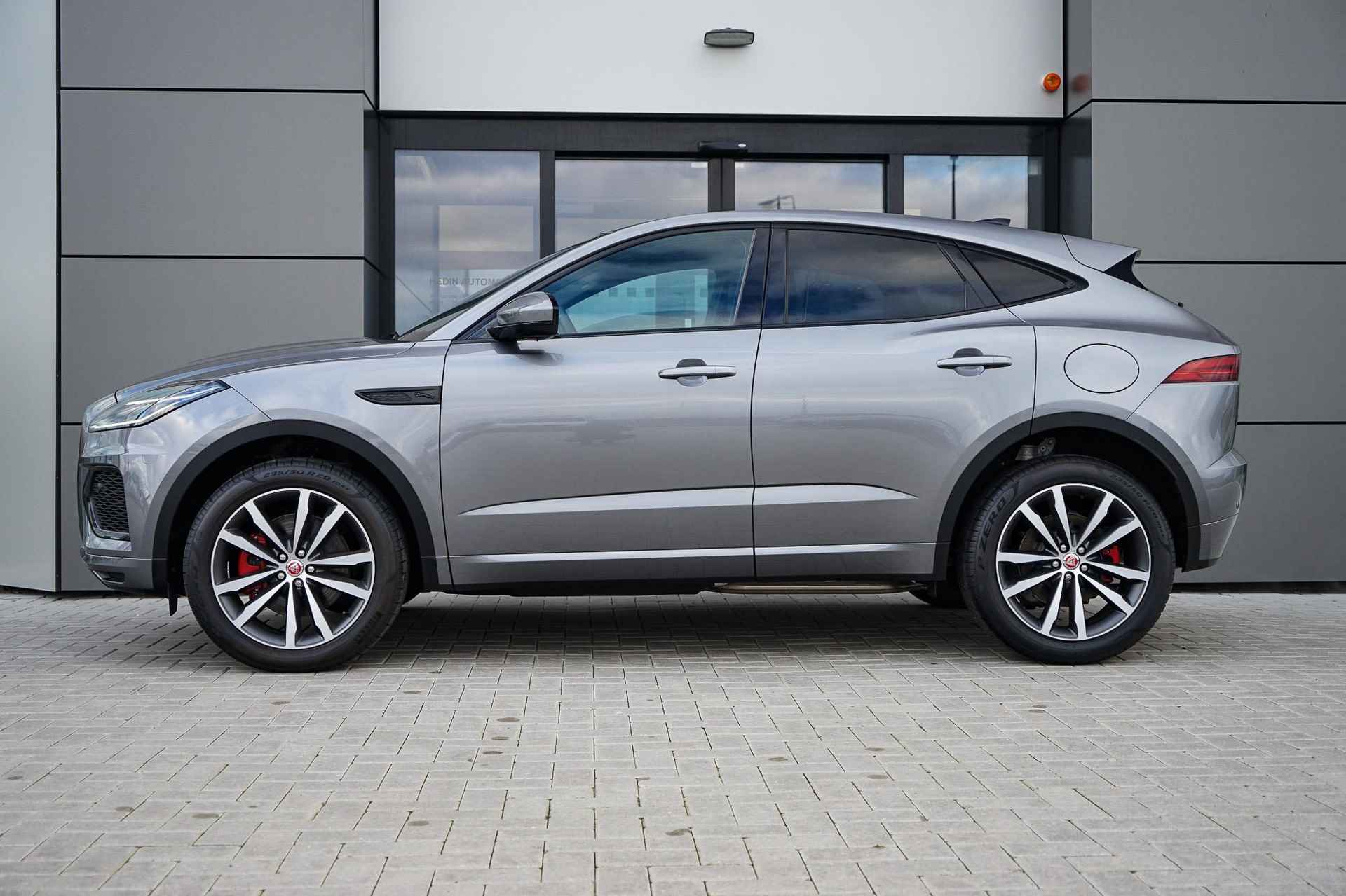 Jaguar E-PACE 1.5 P300e AWD R-Dynamic SE | 20" | Panoramadak | Adaptive cruise - 3/31