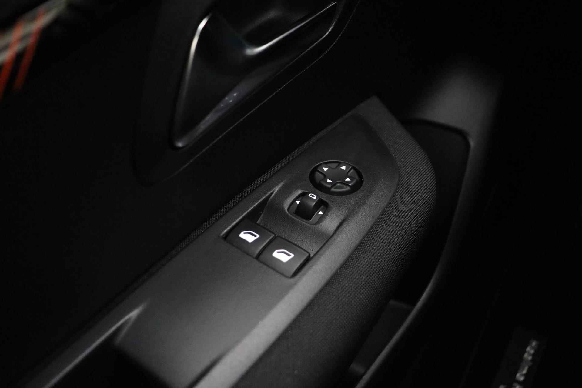 Peugeot 208 1.2 PureTech Active | Airco & Cruise Control | Navigatie | Parkeersensoren | Telefoonvoorbereiding | - 18/30