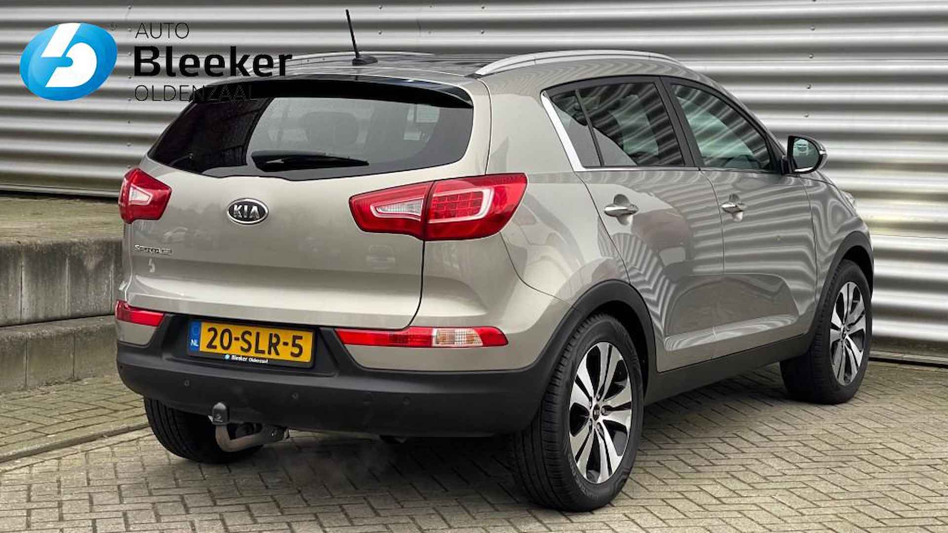 KIA Sportage 2.0 Automaat X-Clusive Pano Trekhaak Camera Clima Cruise Navi - 2/34