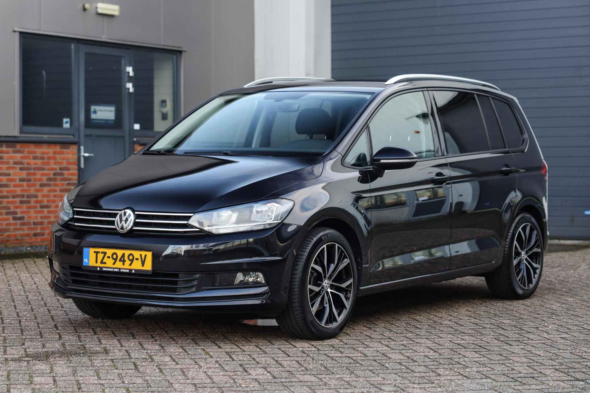 Volkswagen Touran 1.5 TSI DSG Comfortline 7p ✅ Carplay ✅ Stoelverwarming ✅ Camera - 33/40