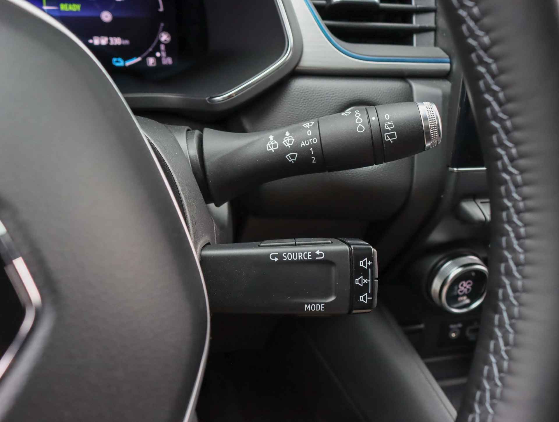 Renault Captur 160pk E-Tech Plug-in Hybrid Intens (Glazendak/LED/Keyless/NAV./Climate/Camera/MultiMedia) - 19/43