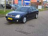 Opel Vectra 1.8-16V Elegance