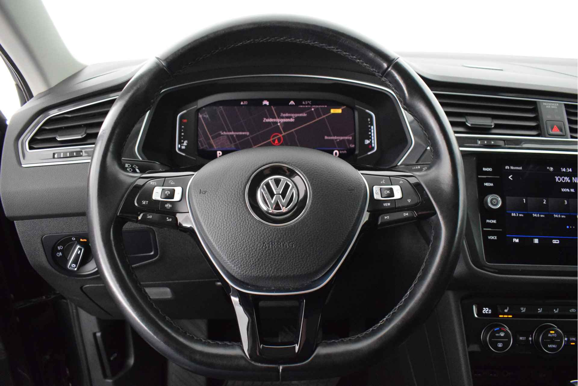 Volkswagen Tiguan 1.5 TSI 150pk DSG ACT R-Line Highline Trekhaak Camera Keyless Stoelverwarming Led Virtual Cockpit Panoramadak - 19/53