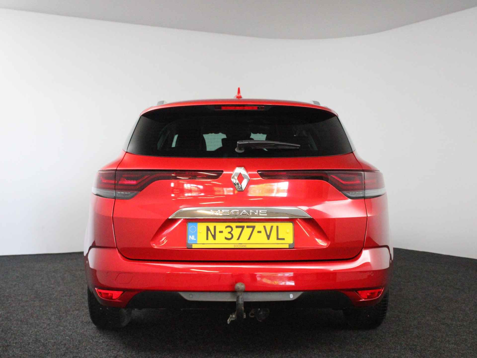 Renault Mégane Estate 1.3 TCe 140 EDC Intens | All-Season banden | Trekhaak - 17/49