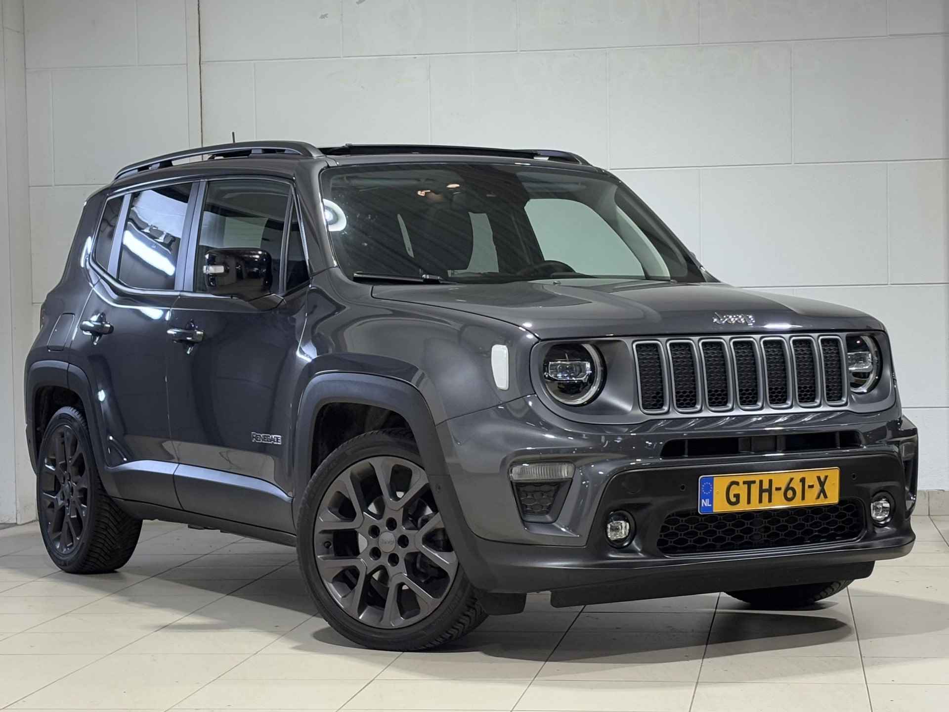 Jeep Renegade SUV 1.5T e-Hybrid S 130pk AUTOMAAT | SCHUIF/KANTELDAK | LEDER | NAVI | CAMERA | STOEL+STUURVERW. | KEYLESS ENTRY | ADAPTIVE CRUISE | FULL-LED KOPLAMPEN | - 5/62