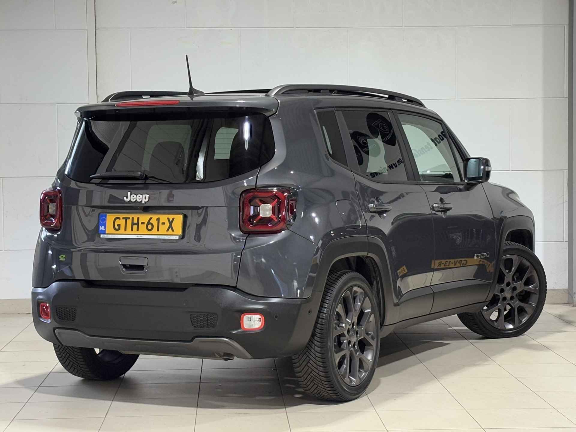 Jeep Renegade SUV 1.5T e-Hybrid S 130pk AUTOMAAT | SCHUIF/KANTELDAK | LEDER | NAVI | CAMERA | STOEL+STUURVERW. | KEYLESS ENTRY | ADAPTIVE CRUISE | FULL-LED KOPLAMPEN | - 8/62