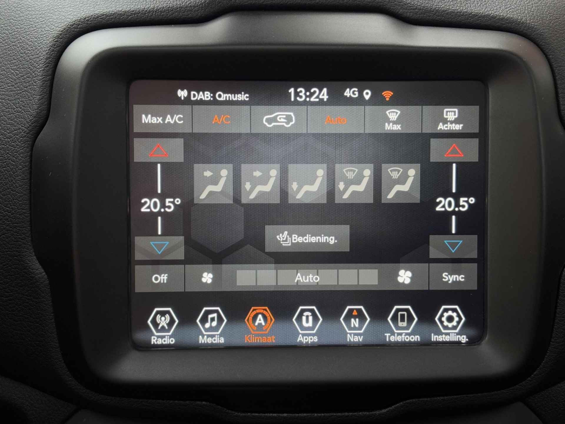 Jeep Renegade SUV 1.5T e-Hybrid S 130pk AUTOMAAT | SCHUIF/KANTELDAK | LEDER | NAVI | CAMERA | STOEL+STUURVERW. | KEYLESS ENTRY | ADAPTIVE CRUISE | FULL-LED KOPLAMPEN | - 31/62