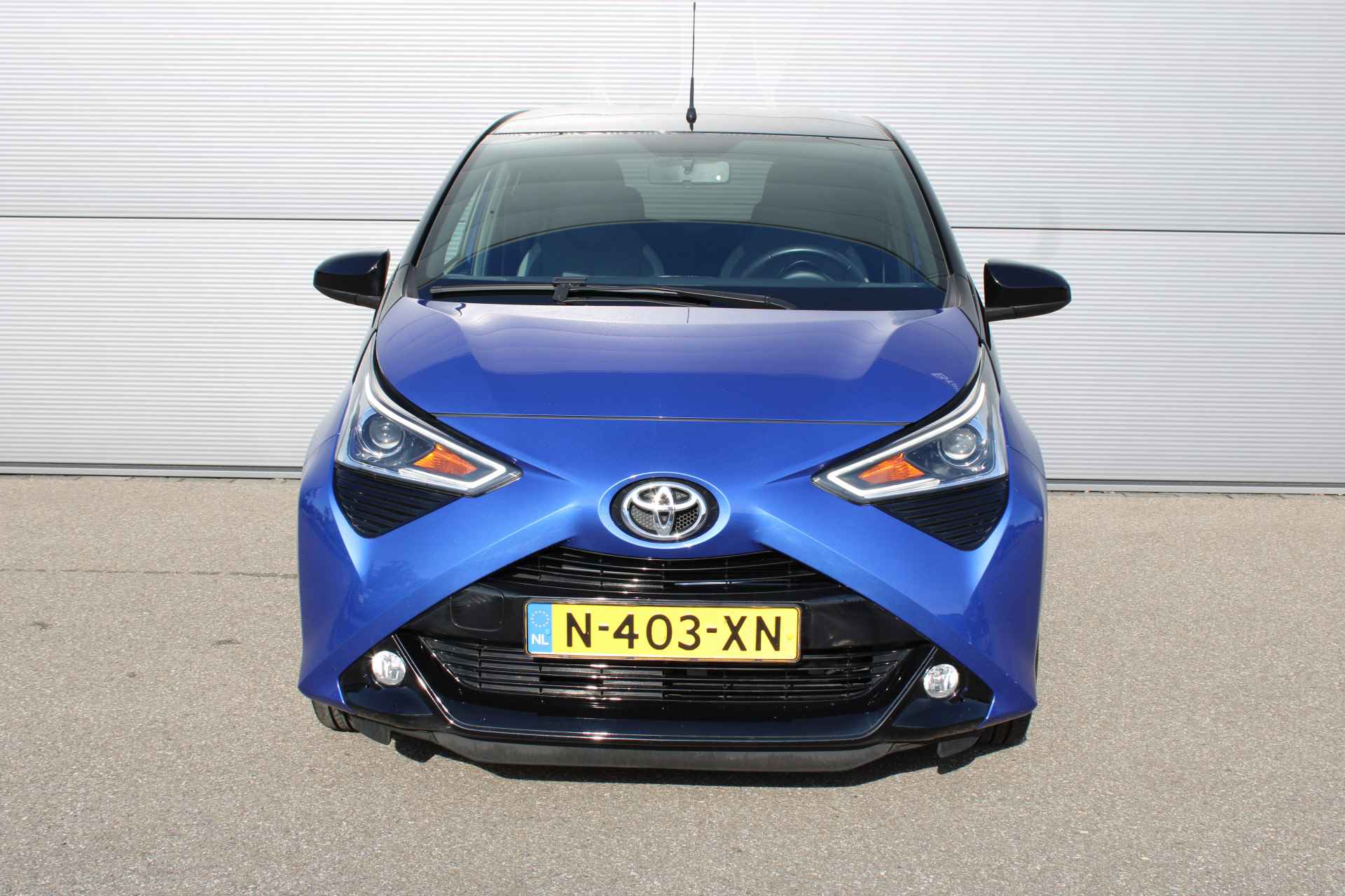 Toyota Aygo 1.0 VVT-i x-cite ultimate CAMERA | CARPLAY | CLIMA | - 2/30