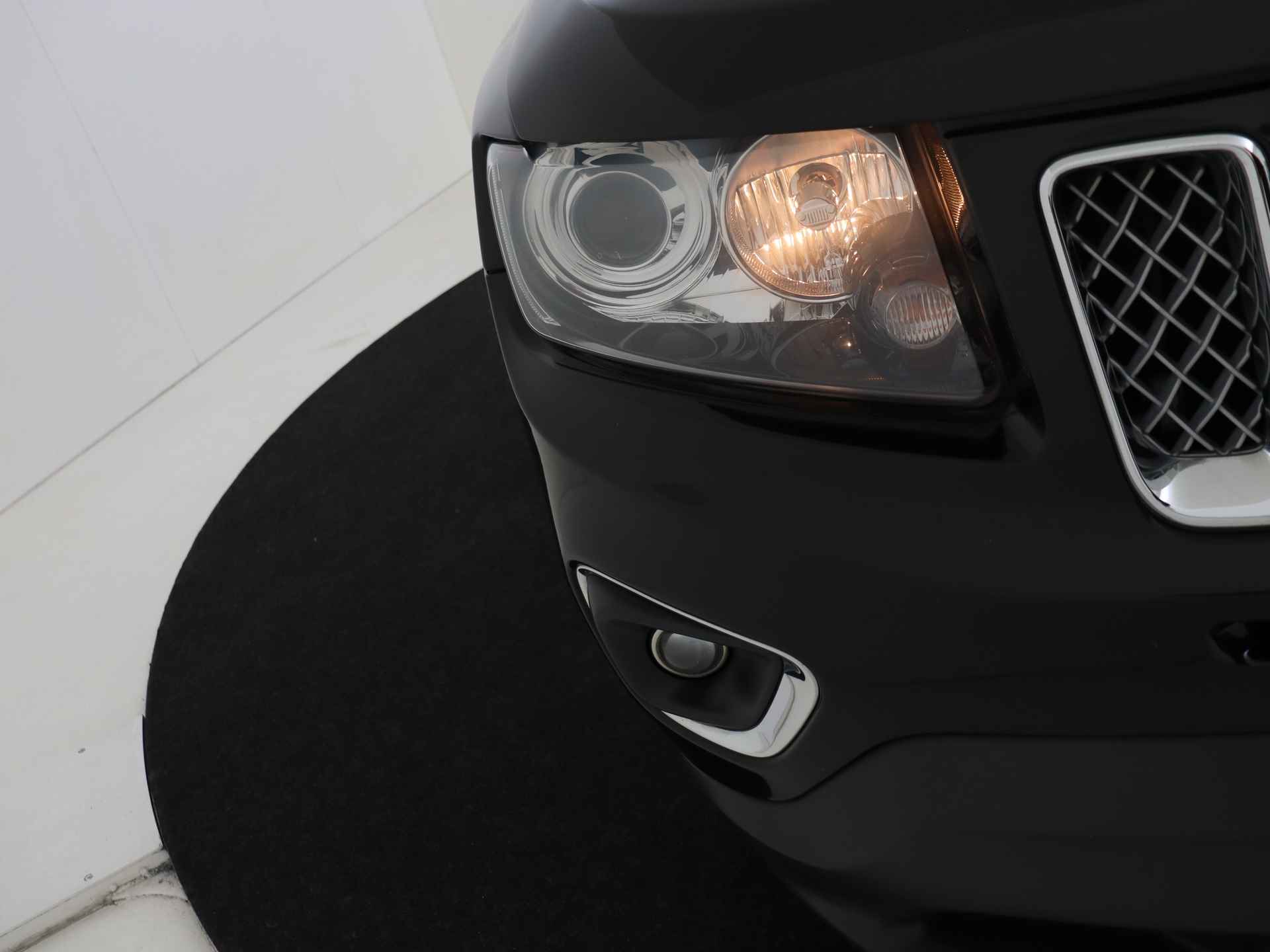 Jeep Compass 2.4 Black Edition 4WD | Navigatie | Camera | Lederen bekleding | Lichtmetalen Velgen - 13/30