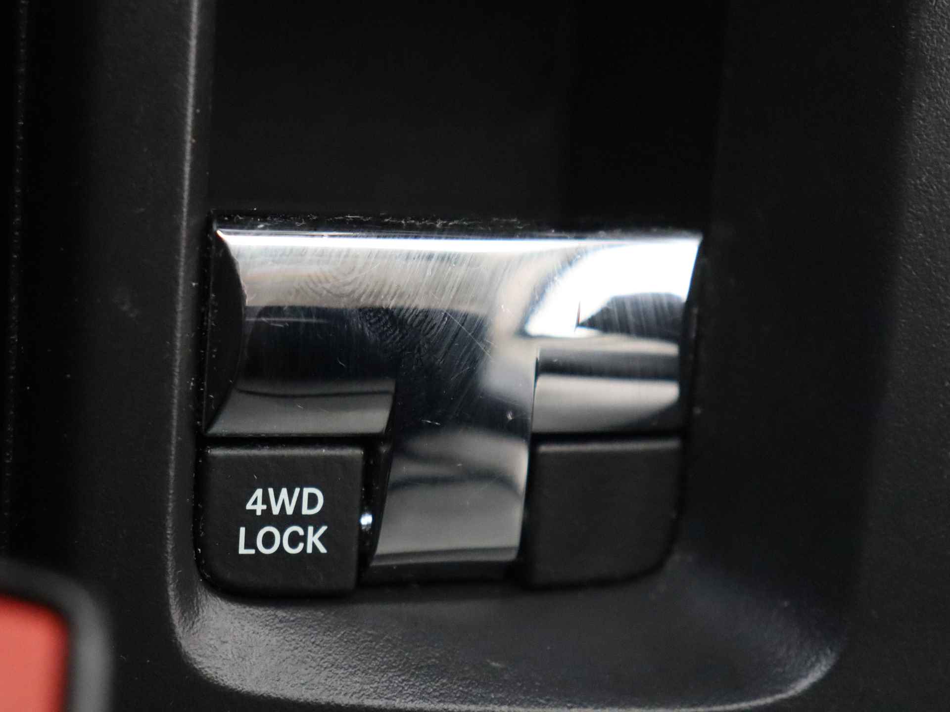 Jeep Compass 2.4 Black Edition 4WD | Navigatie | Camera | Lederen bekleding | Lichtmetalen Velgen - 24/30