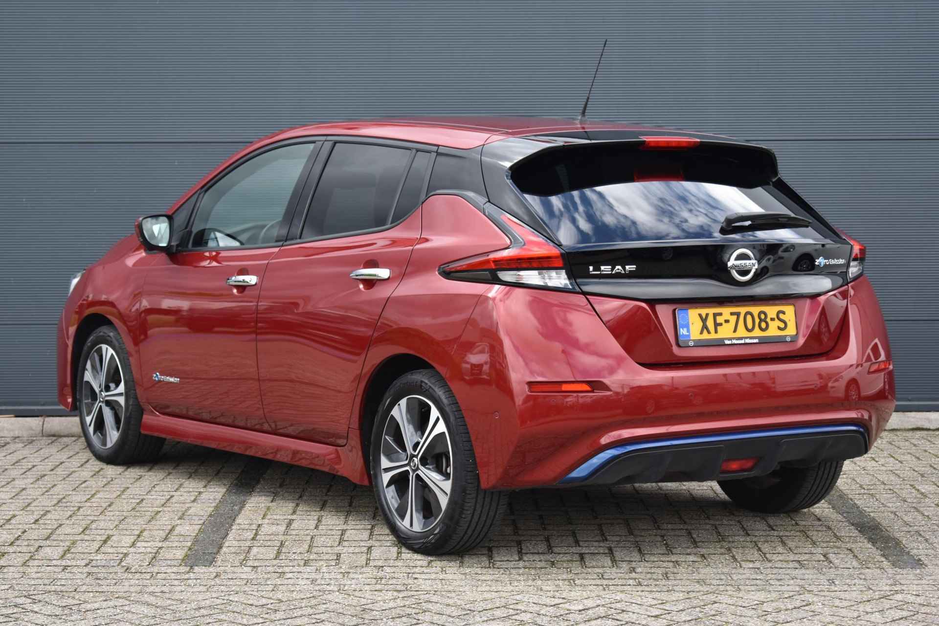 Nissan LEAF Tekna 40 kWh 150pk | ProPILOT | Navigatie | Stoelverwarming | 360 Camera | Adaptieve Cruise Control | DAB - 6/37