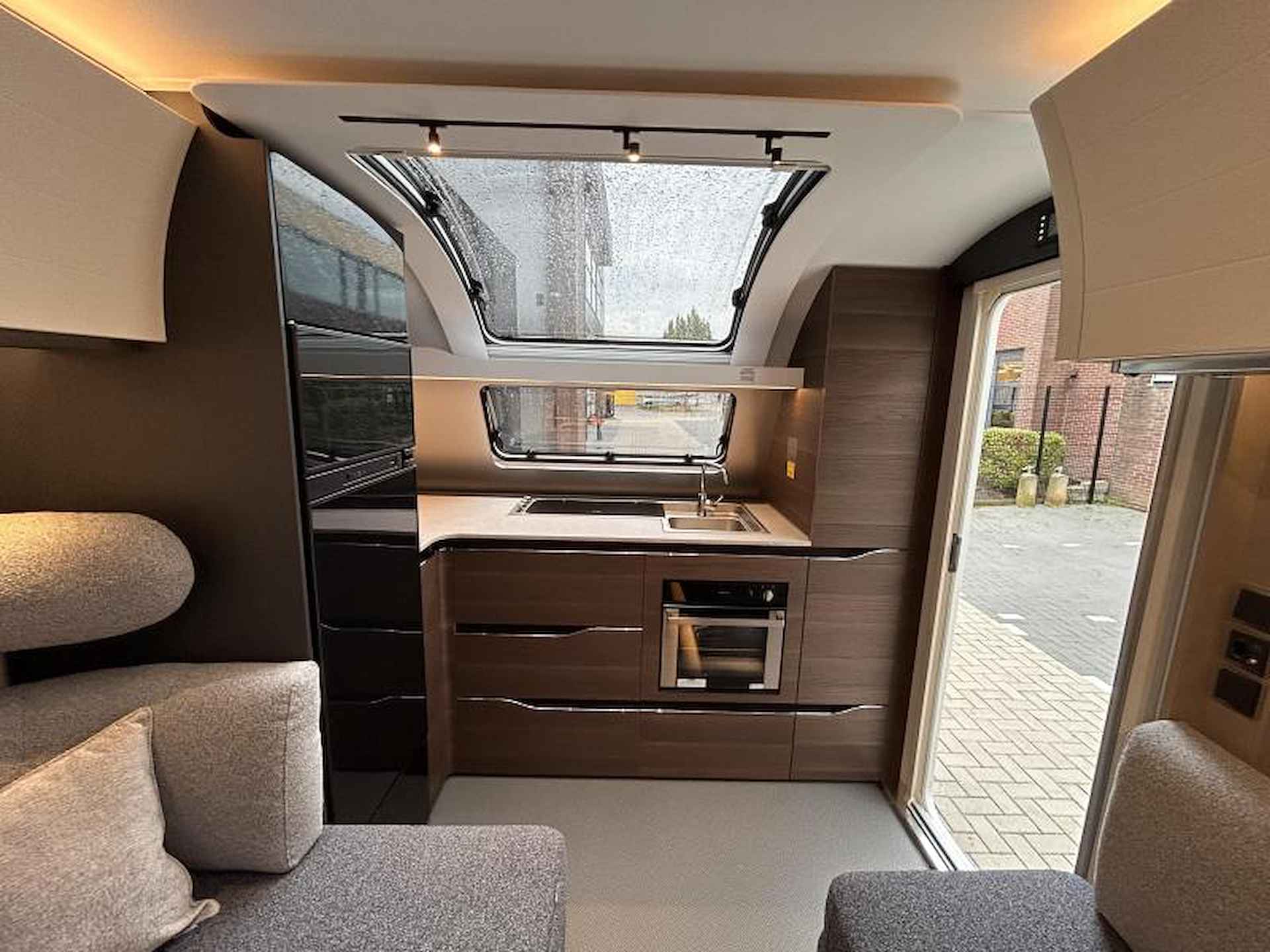 Adria Alpina 663 HT Queensbed - Model 2025 - 5/19