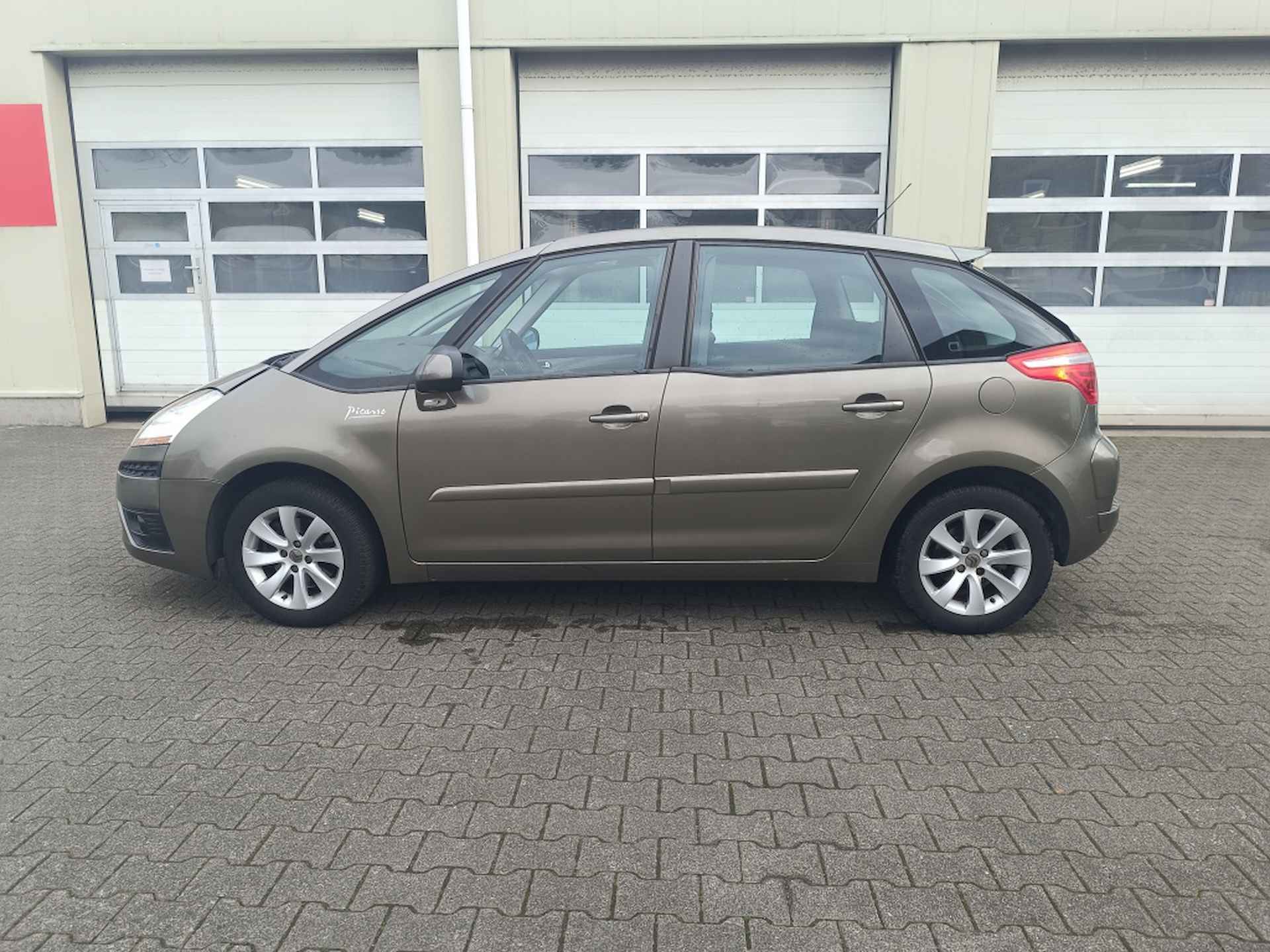 Citroen C4 Picasso 2.0-16V Business 5p. - 8/36