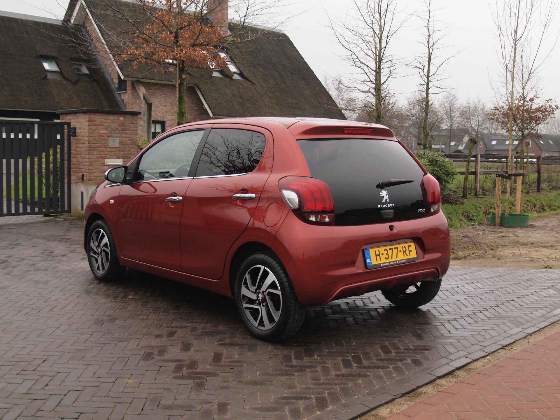 Peugeot 108 1.0 e-VTi Allure | Apple Carplay | Camera | Climate Controle | 15 inch | - 2/22