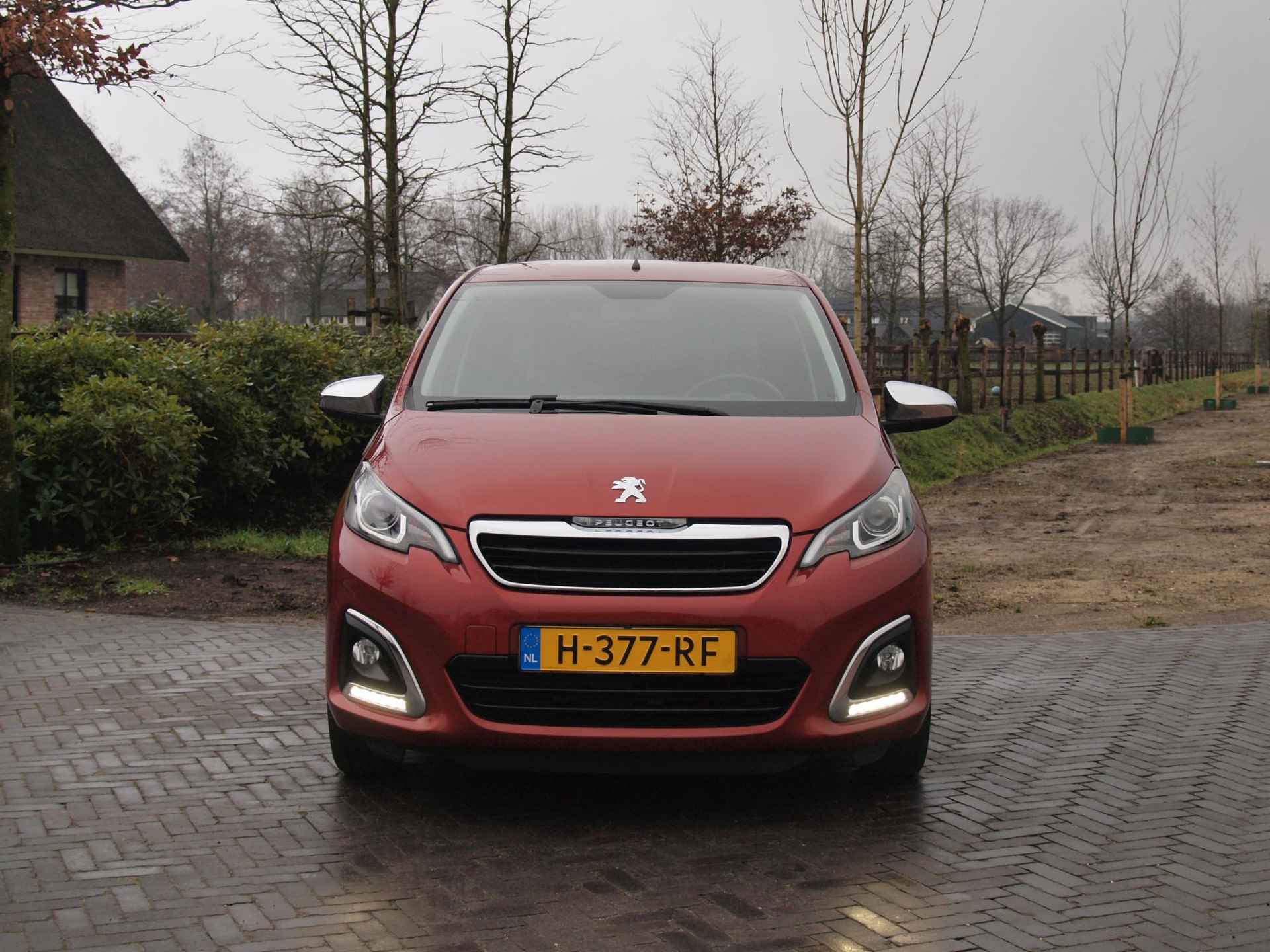 Peugeot 108 1.0 e-VTi Allure | Apple Carplay | Camera | Climate Controle | 15 inch | - 8/22