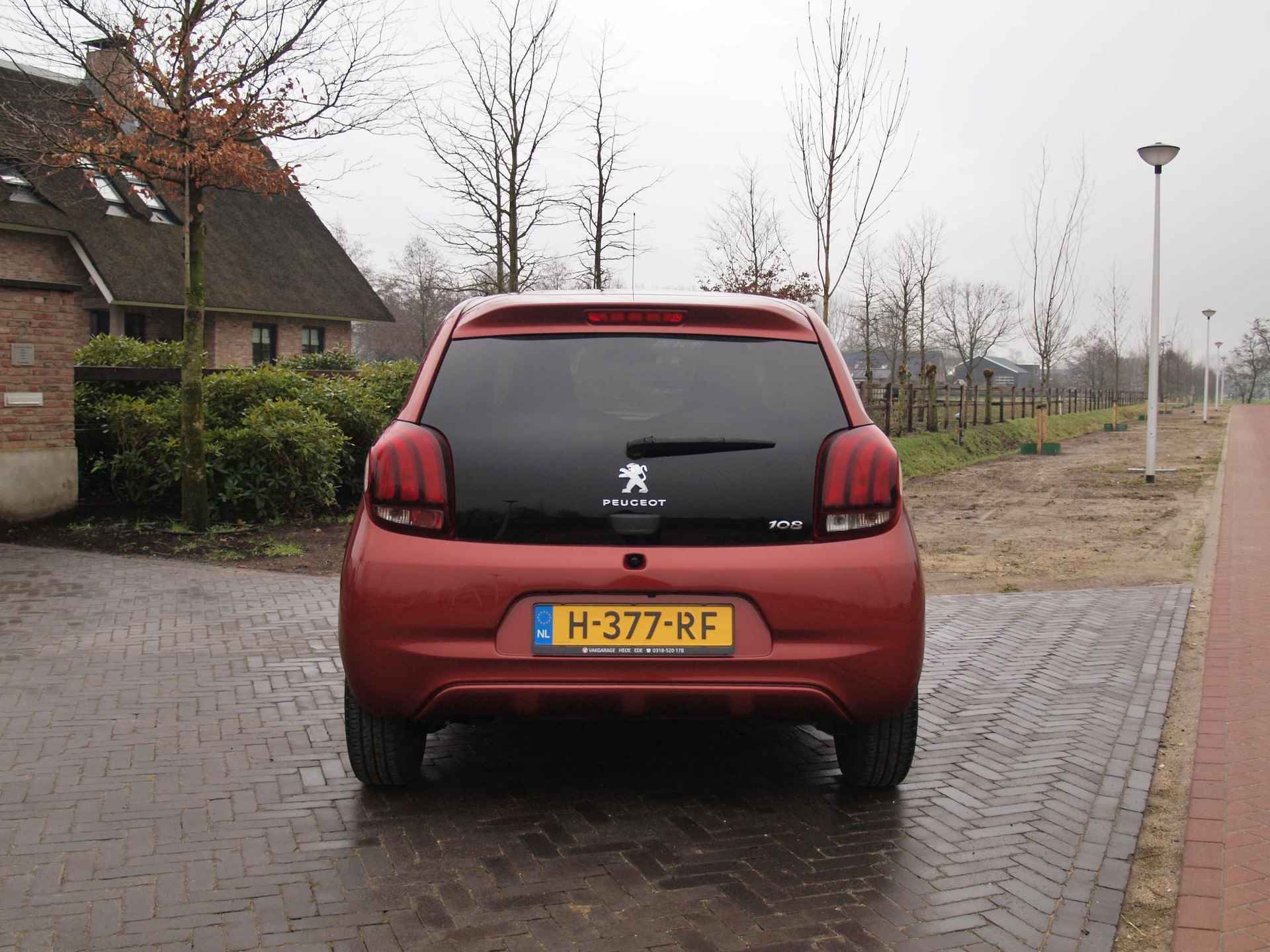 Peugeot 108 1.0 e-VTi Allure | Apple Carplay | Camera | Climate Controle | 15 inch | - 9/22