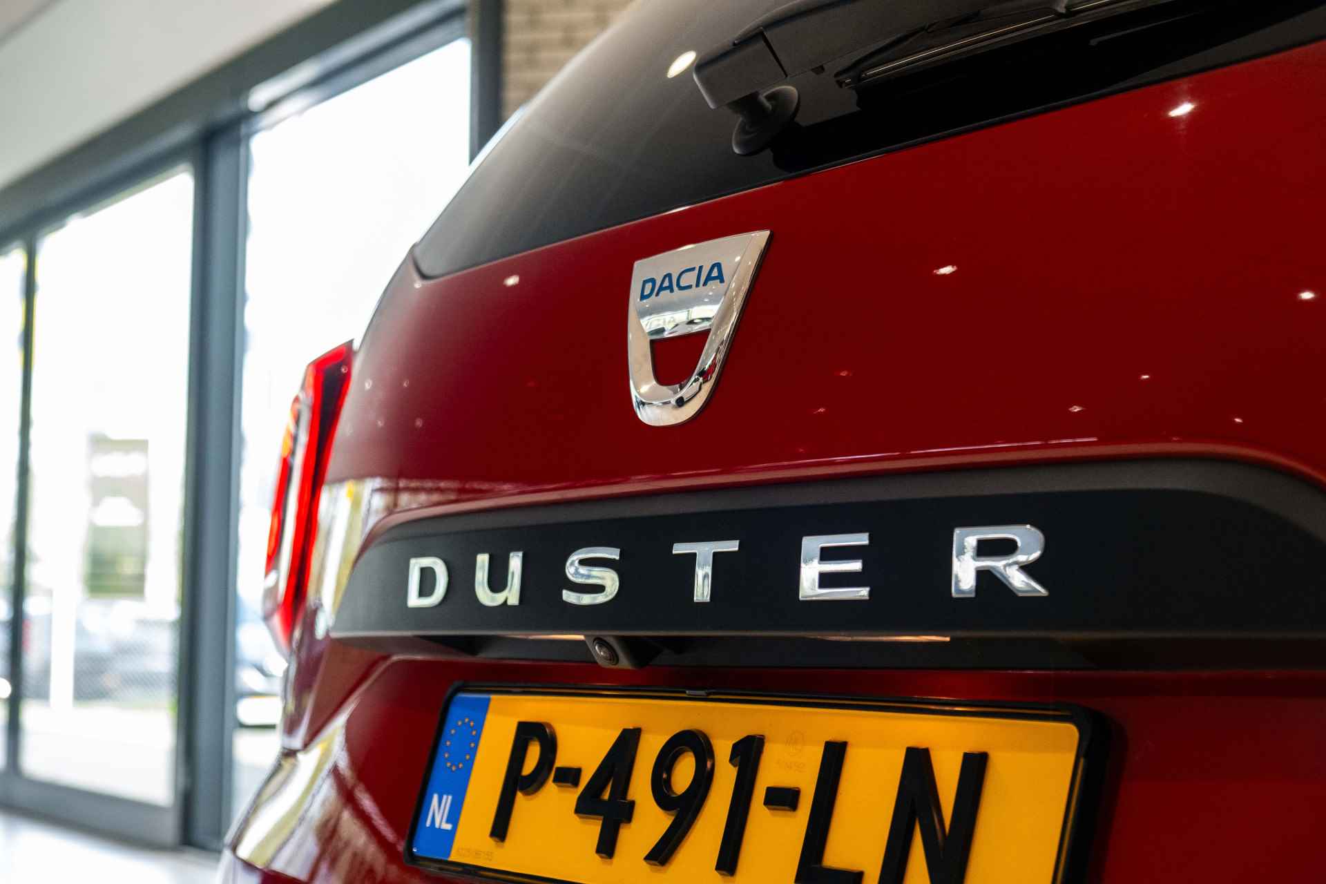 Dacia Duster 1.3 130 PK TCe Tech Road | 1500 KG aanhangergewicht | incl. Bovag rijklaarpakket met 12 maanden garantie - 24/40