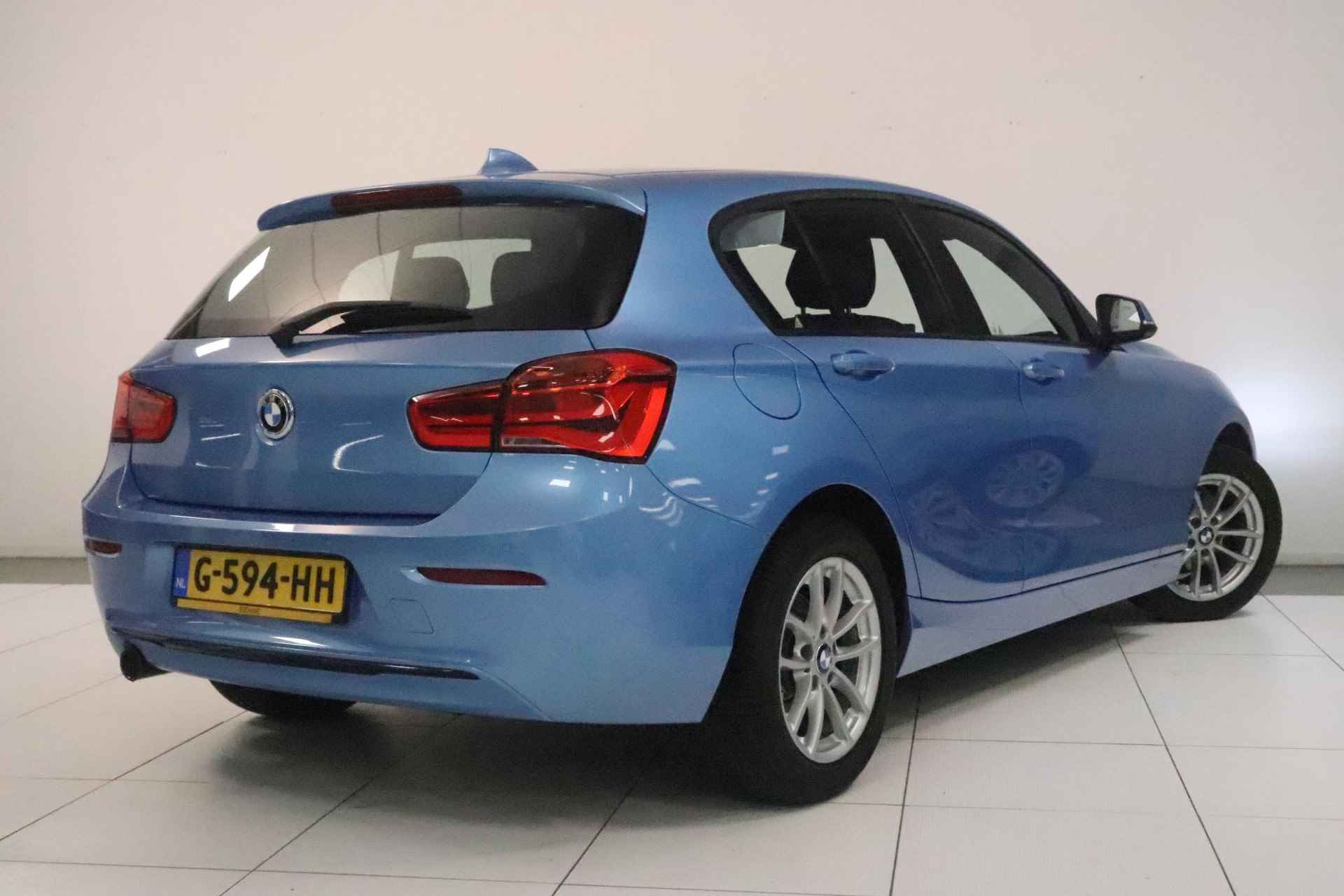 BMW 1-serie 118i Sport Line Edition Automaat | Open dak | Stoelverwarming | Navigatie | - 3/28