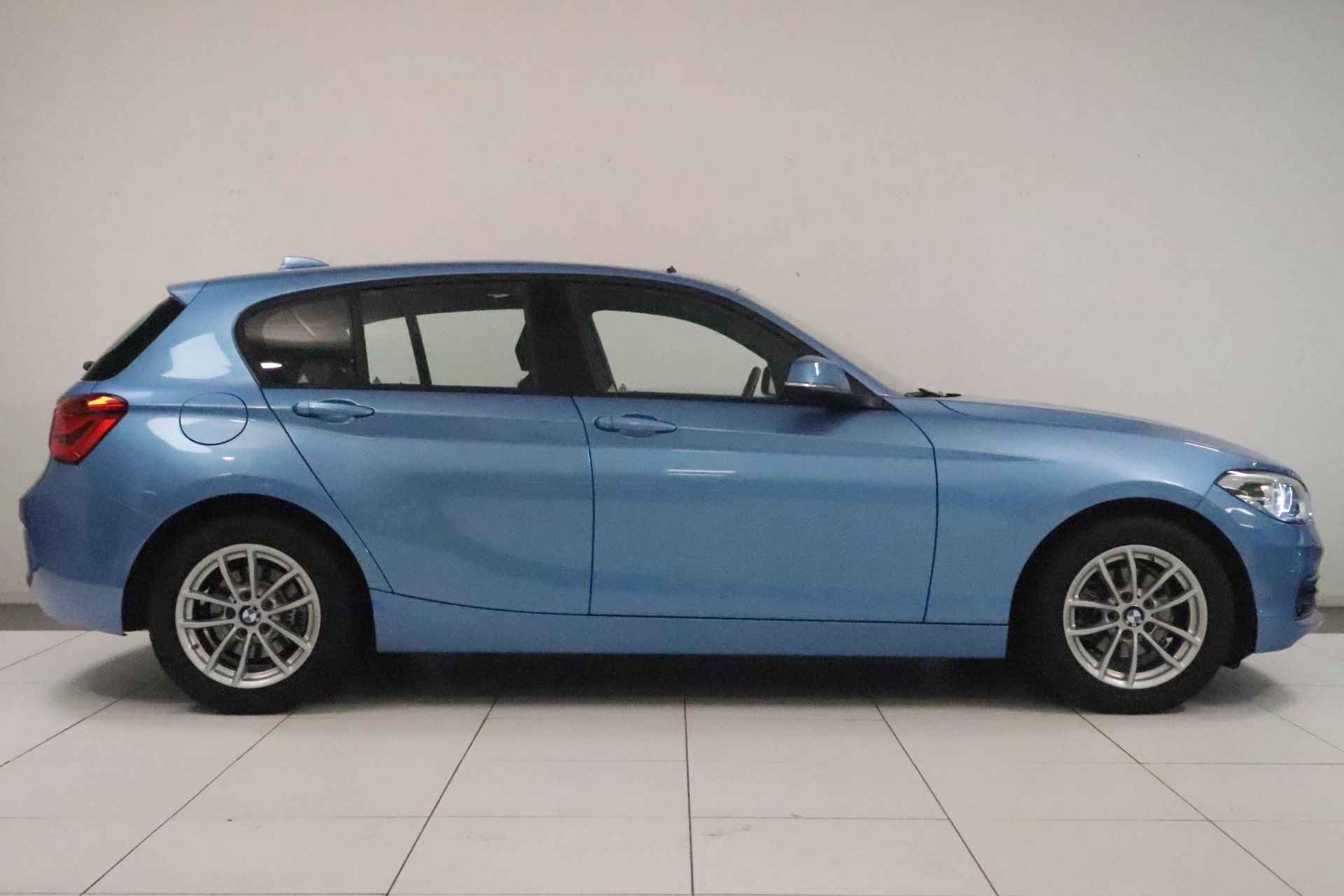 BMW 1-serie 118i Sport Line Edition Automaat | Open dak | Stoelverwarming | Navigatie | - 17/28