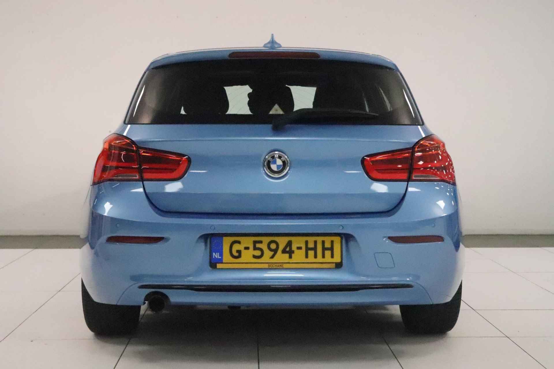 BMW 1-serie 118i Sport Line Edition Automaat | Open dak | Stoelverwarming | Navigatie | - 26/28