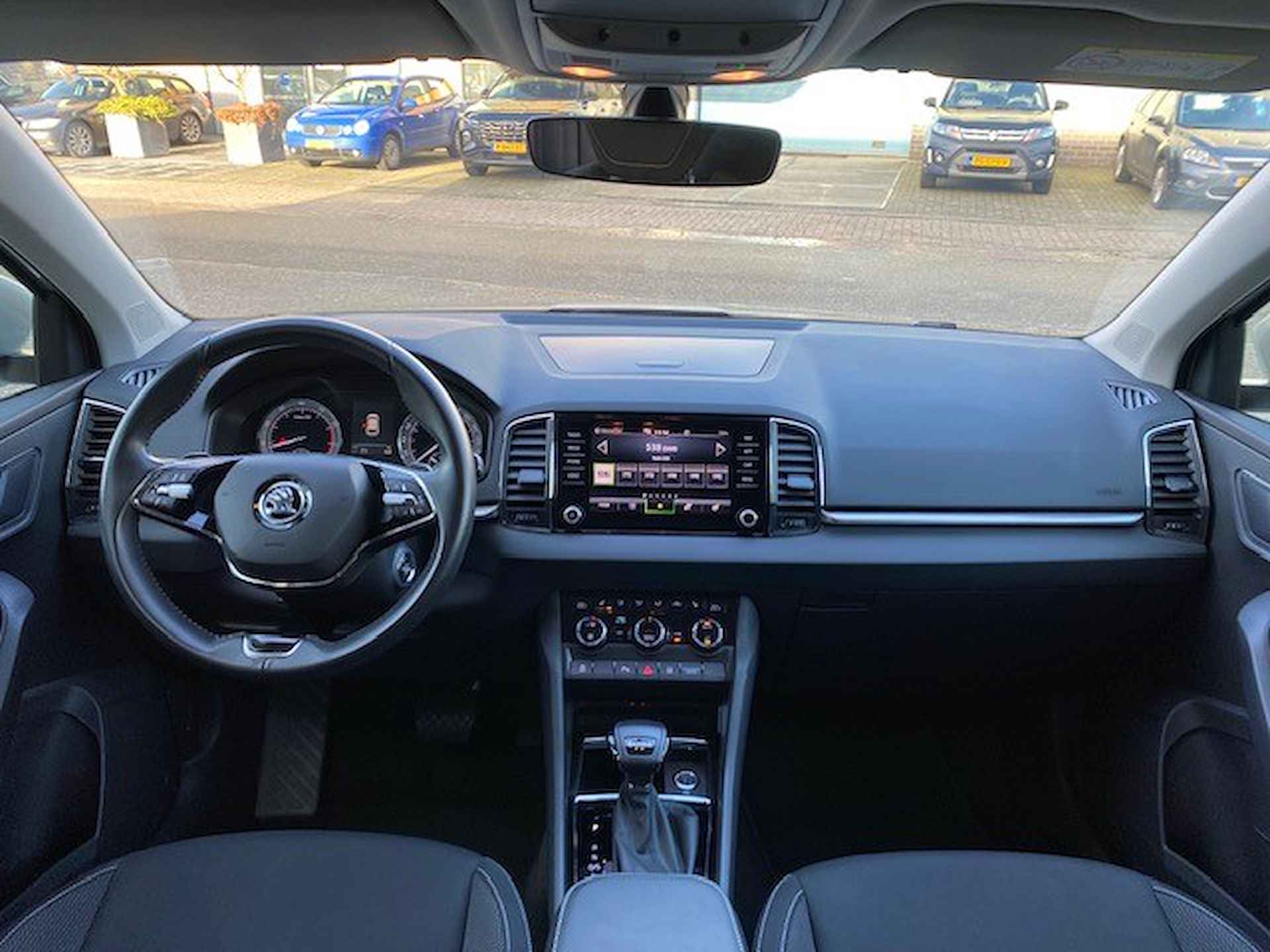 SKODA Karoq 1.5 TSI 150pk DSG-7 Business Edition met Stuur-Stoelverwarming en Camera - 16/40