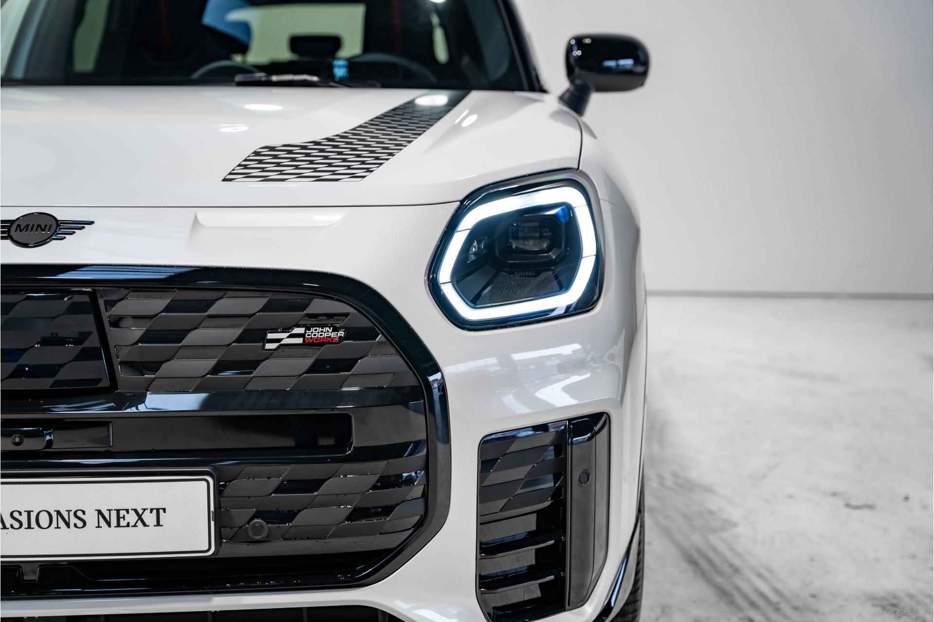 MINI Countryman E John Cooper Works - Beschikbaar vanaf: Maart 2024 - 19/20