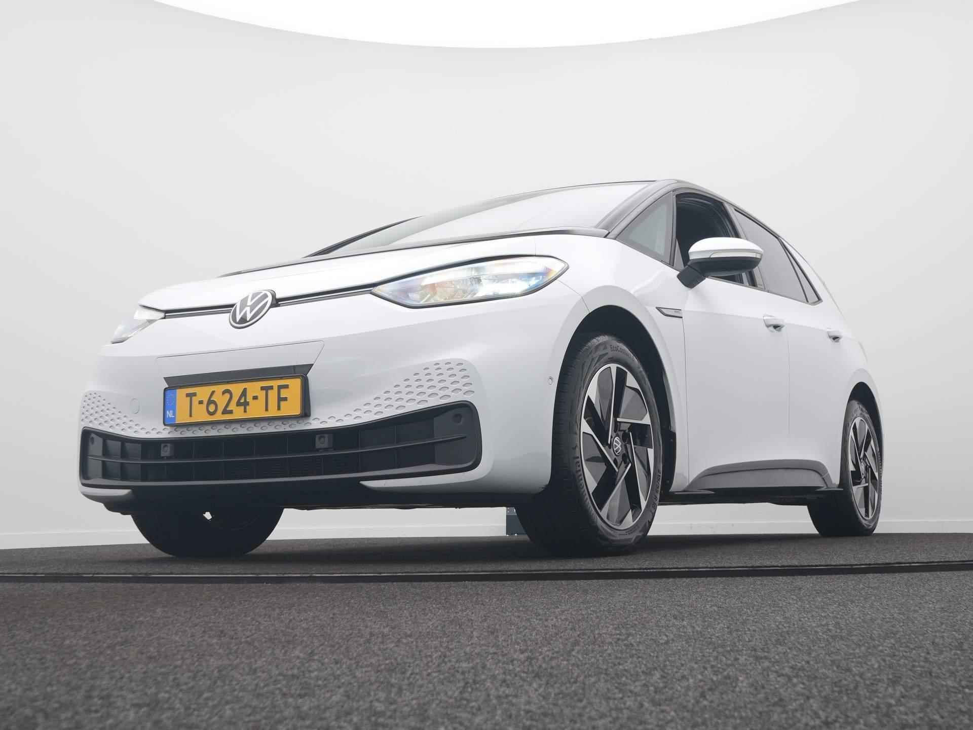 Volkswagen ID.3 Pro Edition Advantage 58 kWh Navi / Clima / Adaptive Cruise / Achteruitrijcamera / Stuur & Stoelverwarming - 9/53