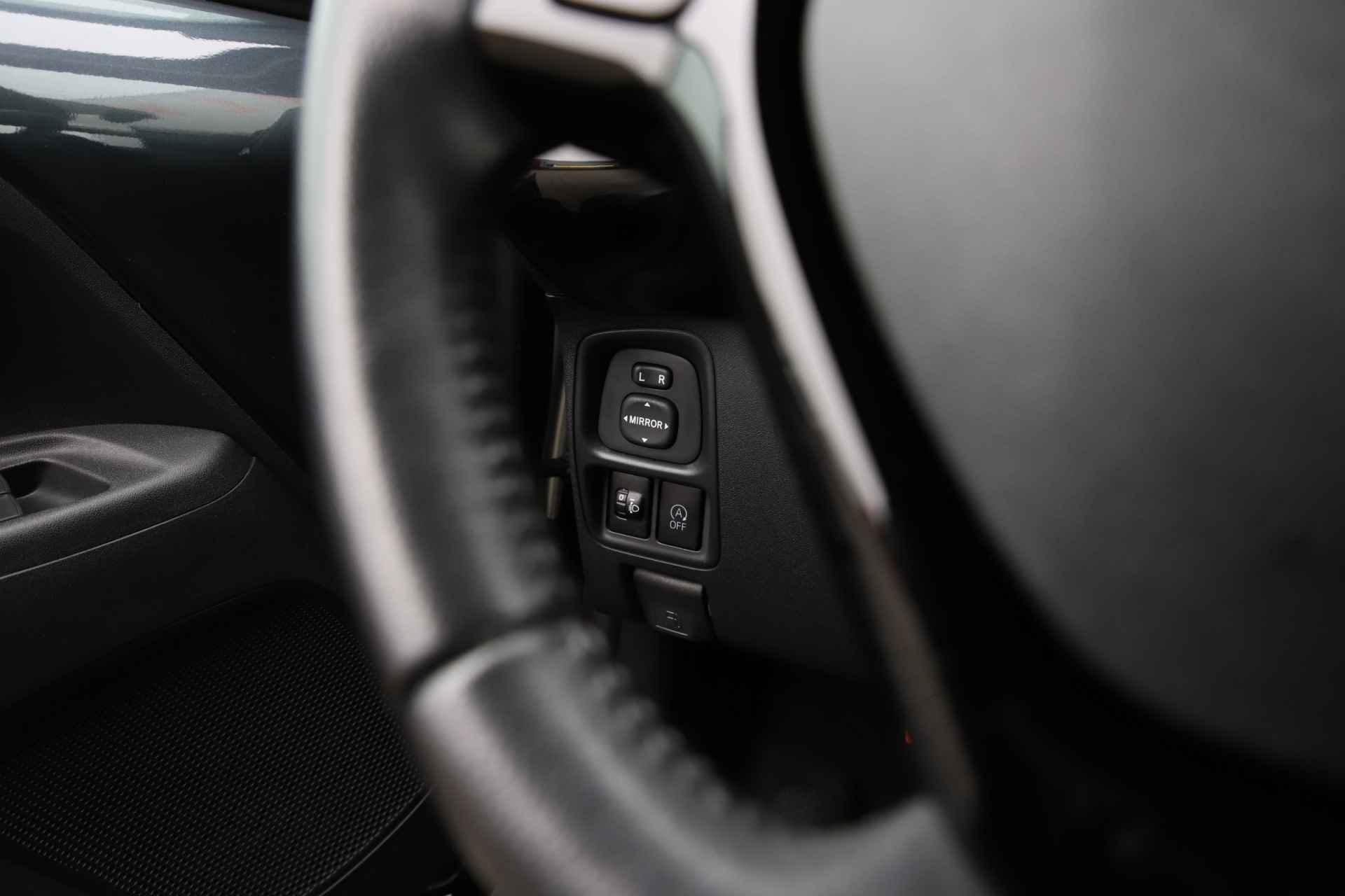 Peugeot 108 1.0 e-VTi Allure Climate Control | Apple CarPlay/Android | Achteruitrij camera - 26/35