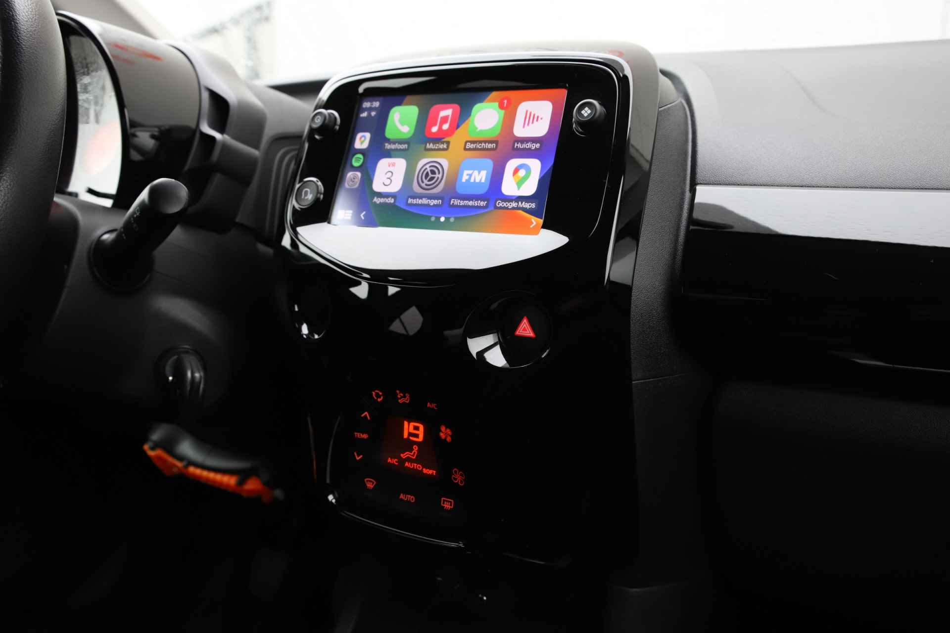 Peugeot 108 1.0 e-VTi Allure Climate Control | Apple CarPlay/Android | Achteruitrij camera - 27/35