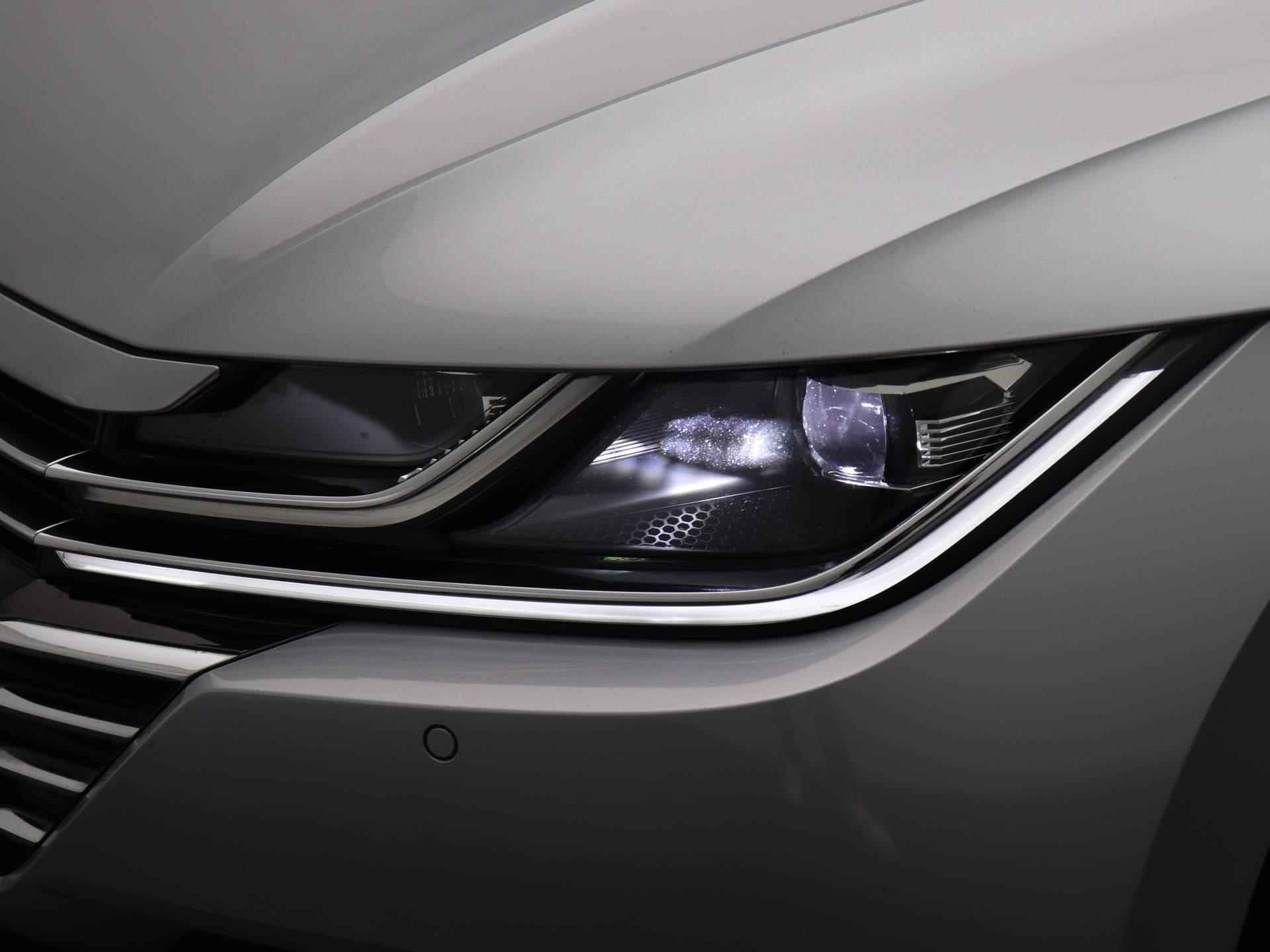 Volkswagen Arteon 1.5 TSI Elegance | Half-Leder | Climate control | Parkeer sensoren | LED | LMV | Stoel verwarming | Trekhaak - 17/41