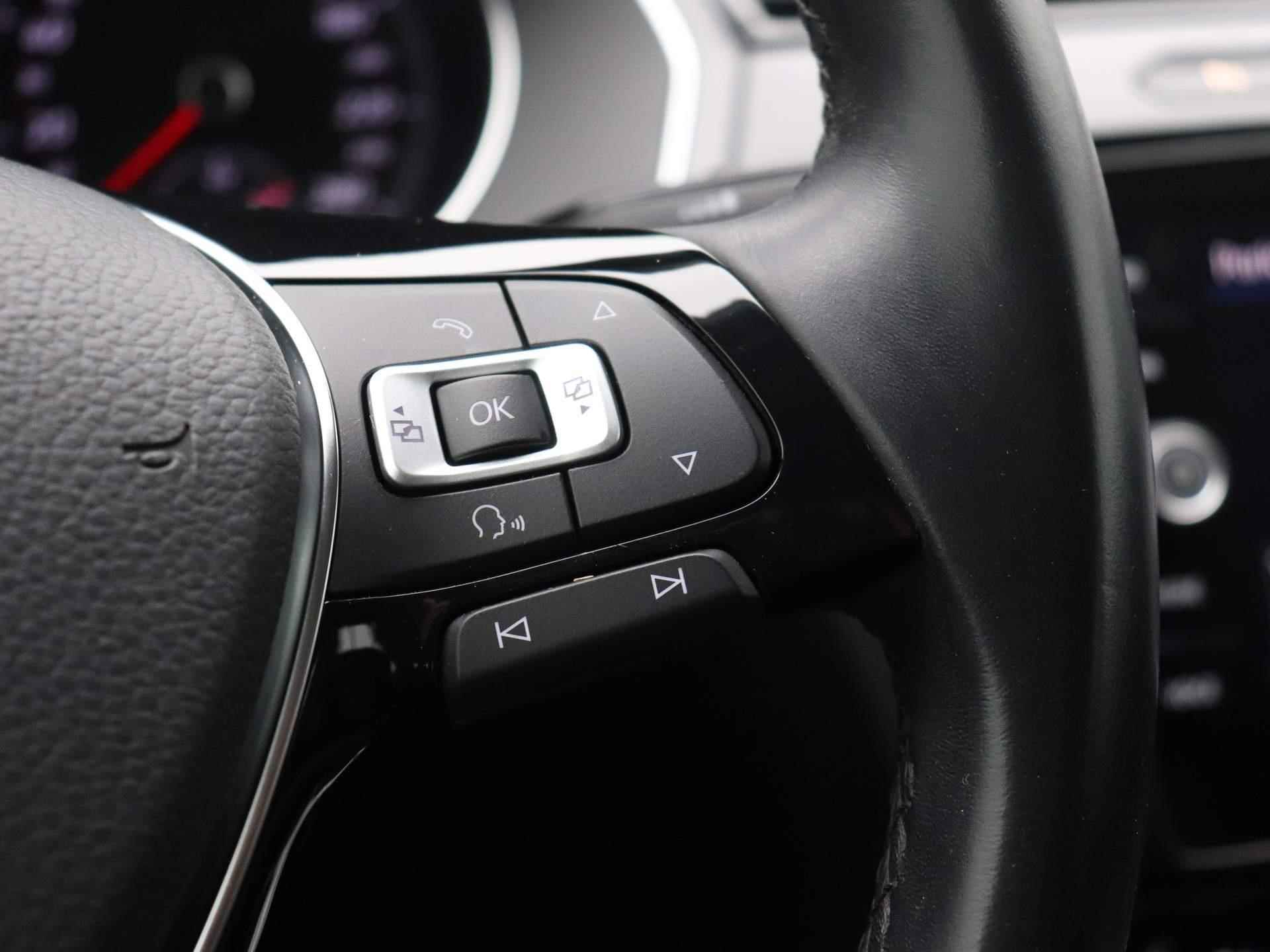 Volkswagen Arteon 1.5 TSI Elegance | Half-Leder | Climate control | Parkeer sensoren | LED | LMV | Stoel verwarming | Trekhaak - 25/41