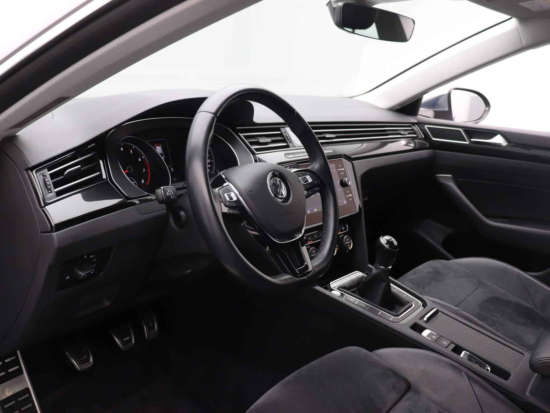 Volkswagen Arteon 1.5 TSI Elegance | Half-Leder | Climate control | Parkeer sensoren | LED | LMV | Stoel verwarming | Trekhaak - 34/41