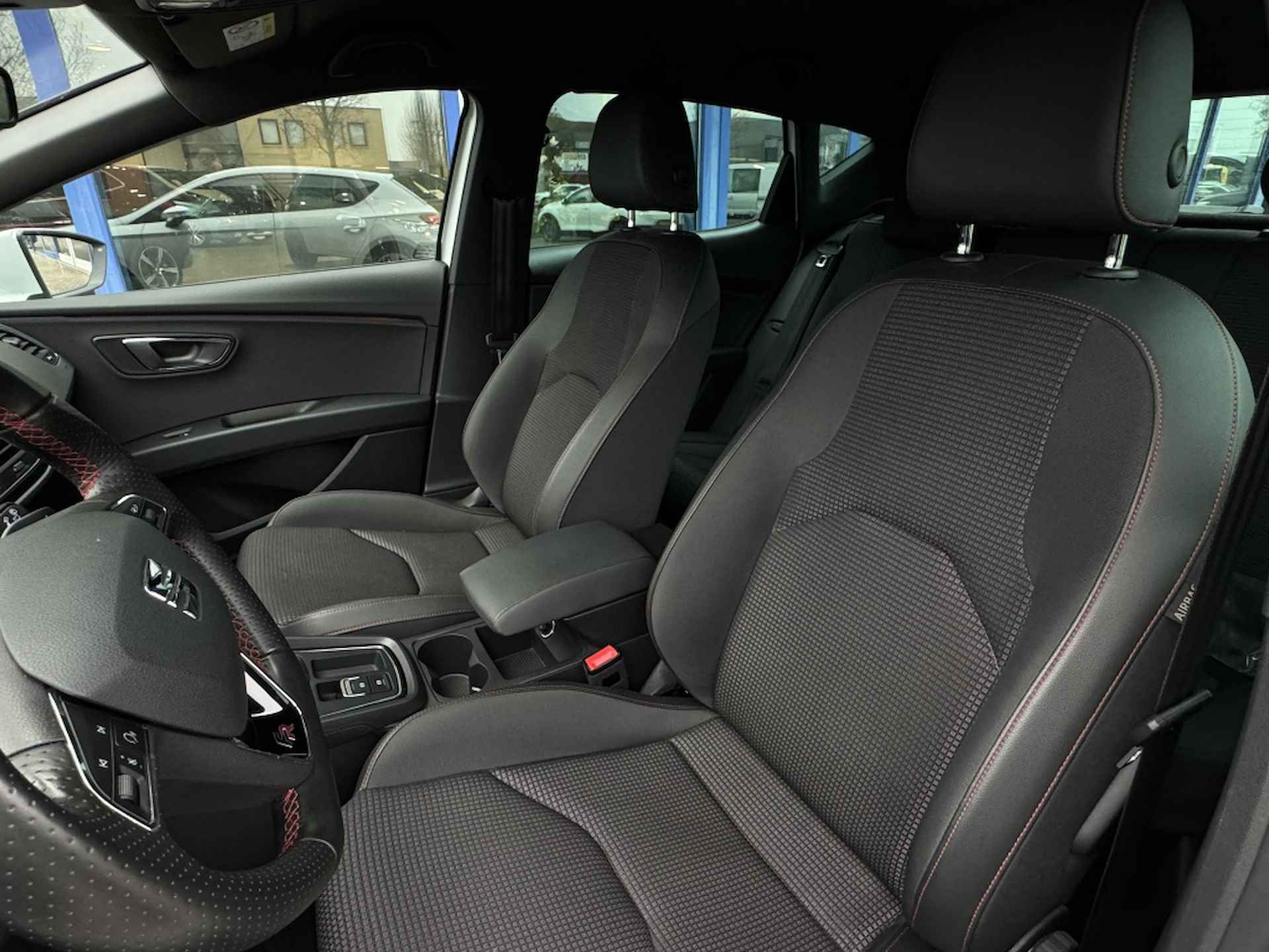 Seat Leon 1.5 TSI FR Ultimate Edition| AppleCarPlay, Camera, Clima, Stoel - 11/29