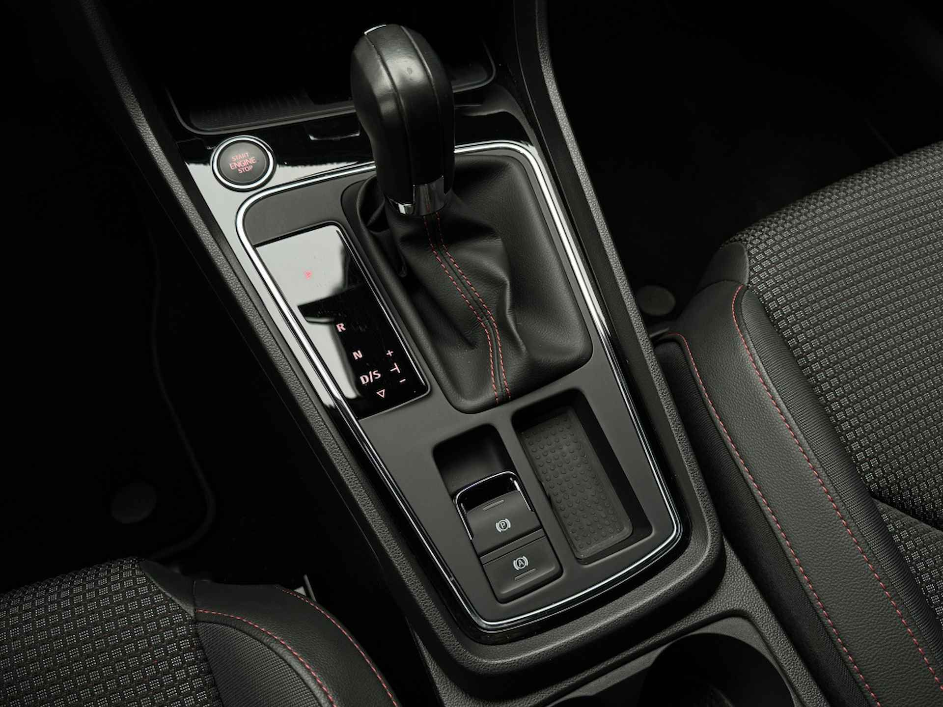 Seat Leon 1.5 TSI FR Ultimate Edition| AppleCarPlay, Camera, Clima, Stoel - 17/29