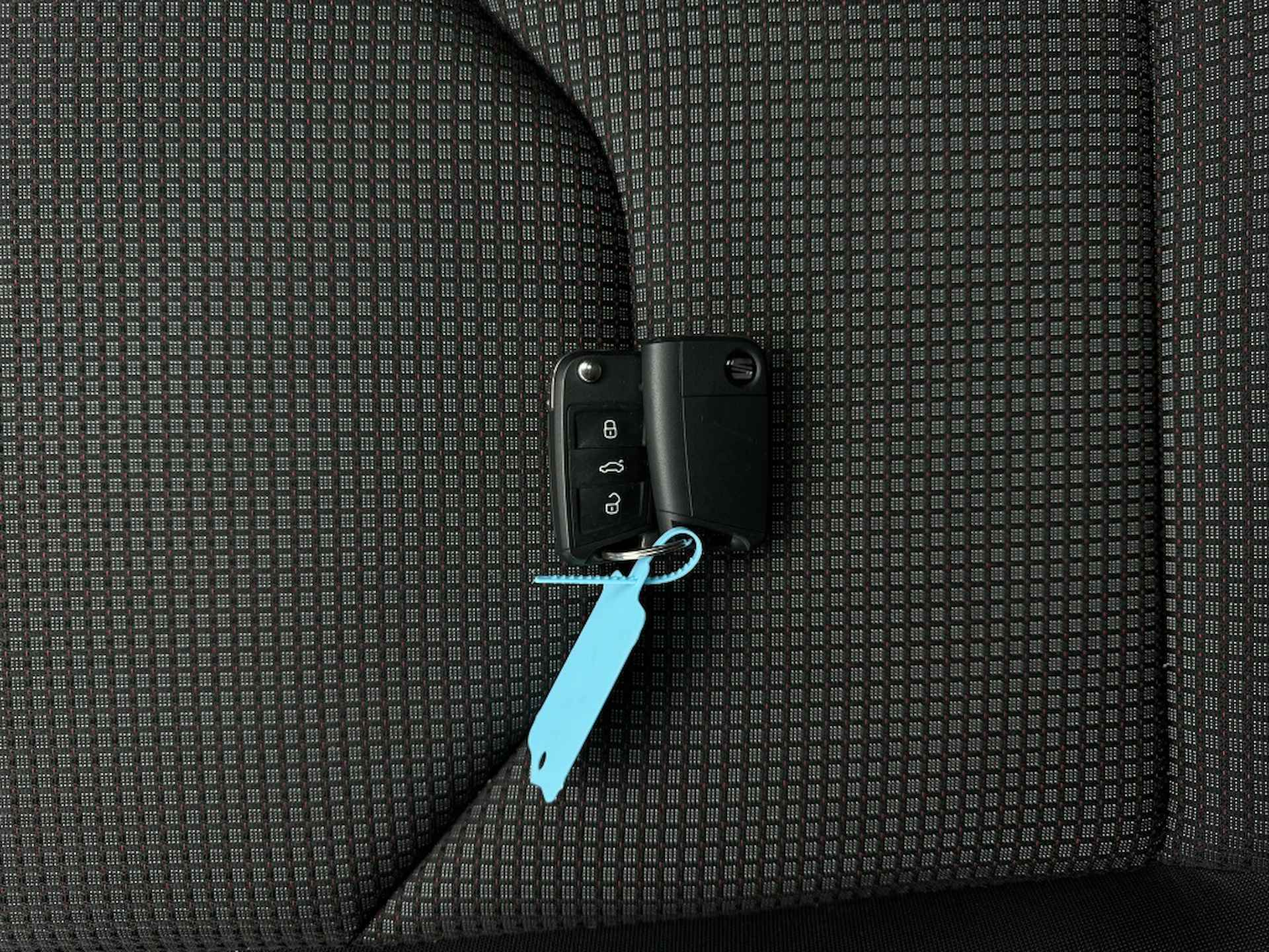 Seat Leon 1.5 TSI FR Ultimate Edition| AppleCarPlay, Camera, Clima, Stoel - 29/29