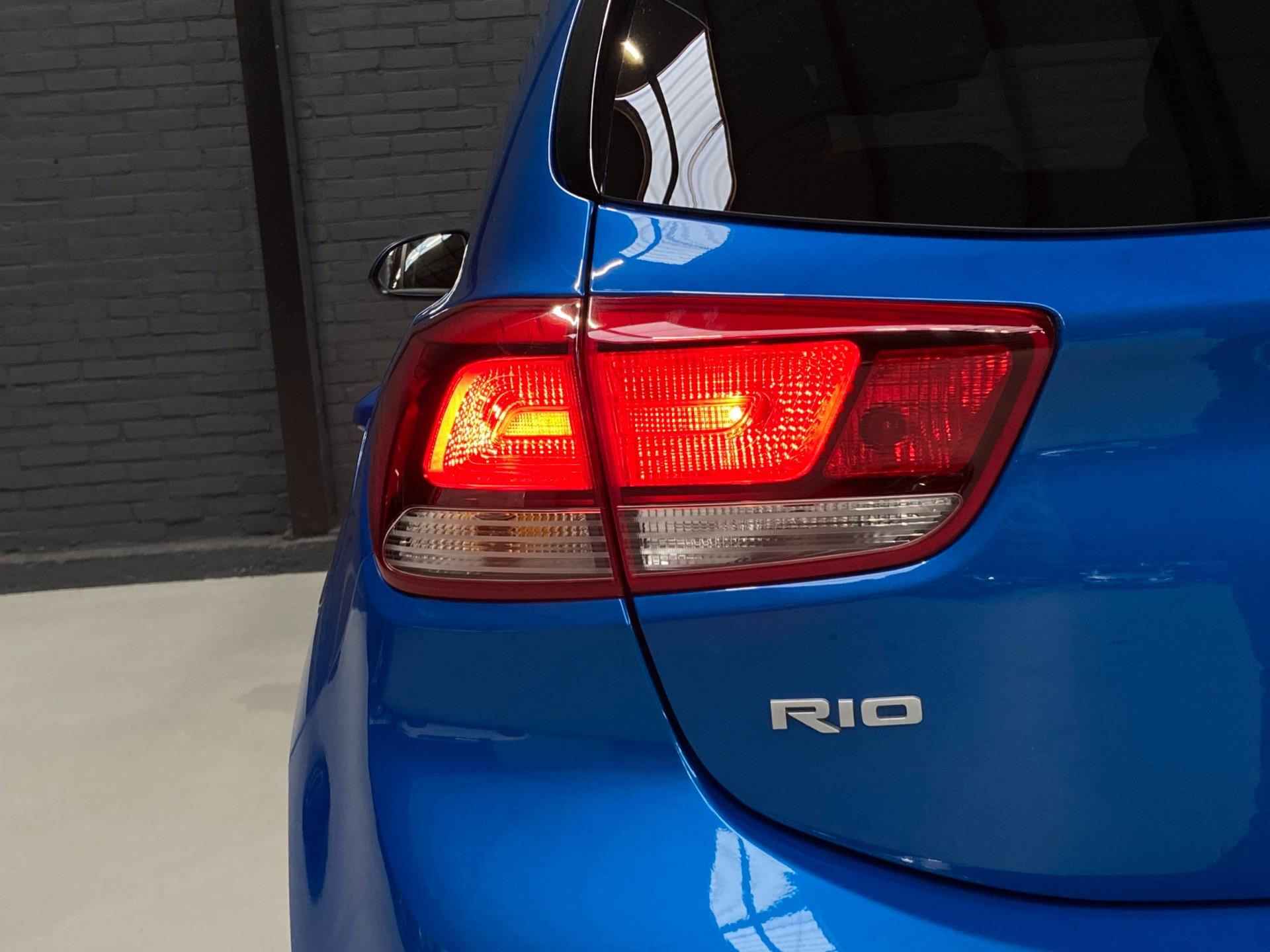 Kia Rio 1.0 T-GDi (100 pk) DynamicLine automaat - camera - Apple Carplay - Android Auto - stoelverwarming - 25/35