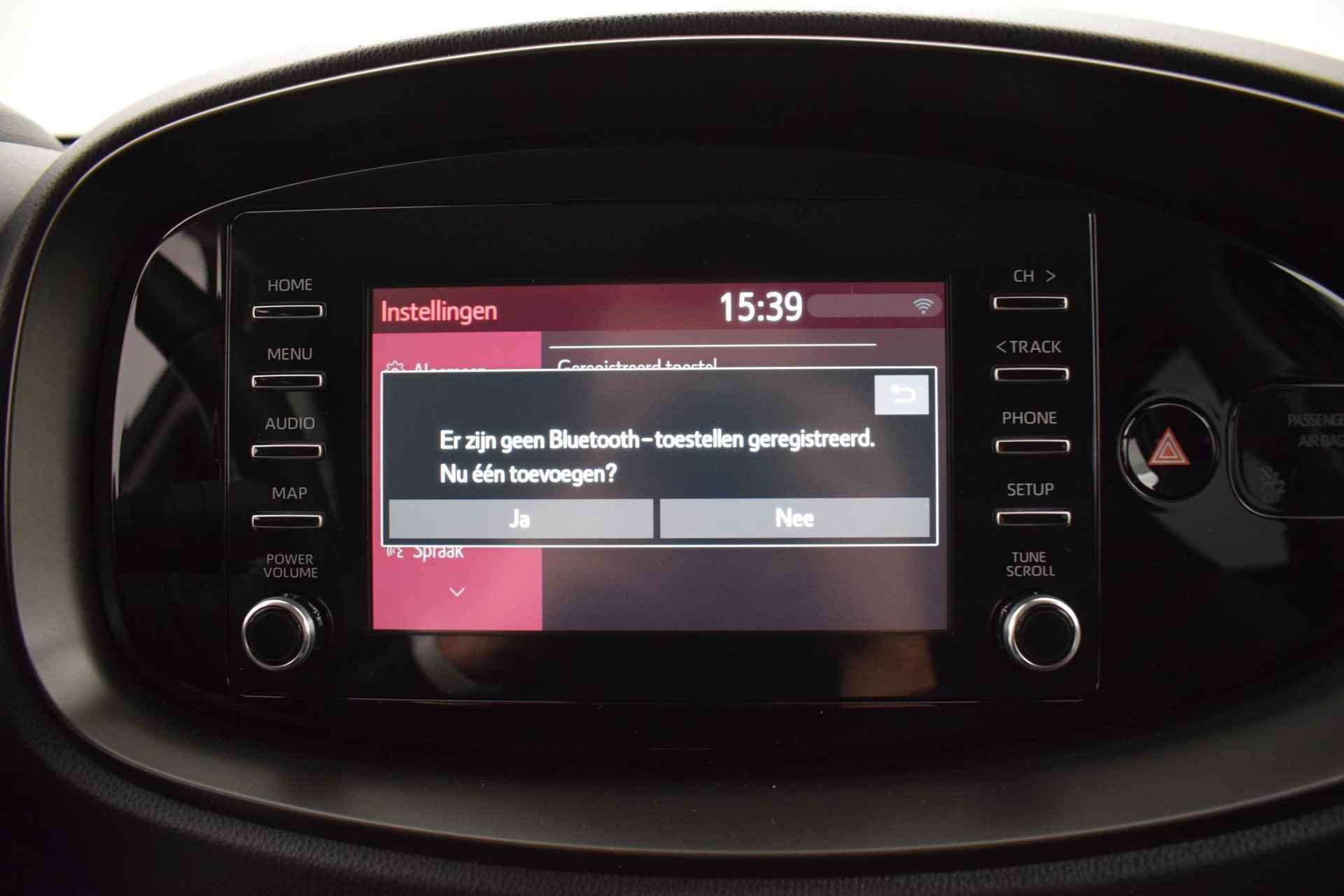 Toyota Aygo X X 1.0 VVT-i MT first Carplay Lichtmetalen velgen - 28/35