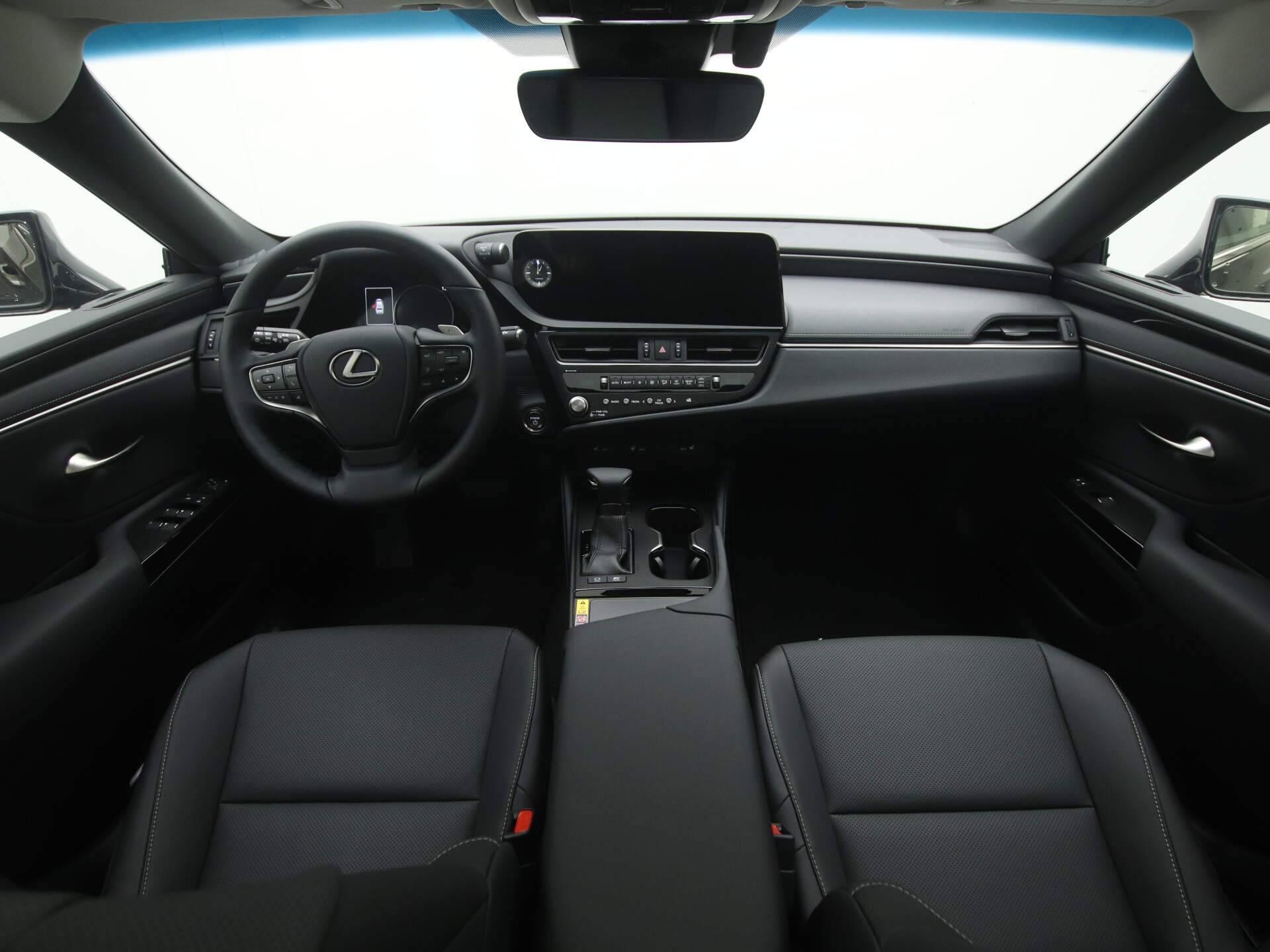 Lexus ES 300h F-Sport Design *Demo* | Zwart Leder + Stoelverwarming | Navigatie | - 5/39