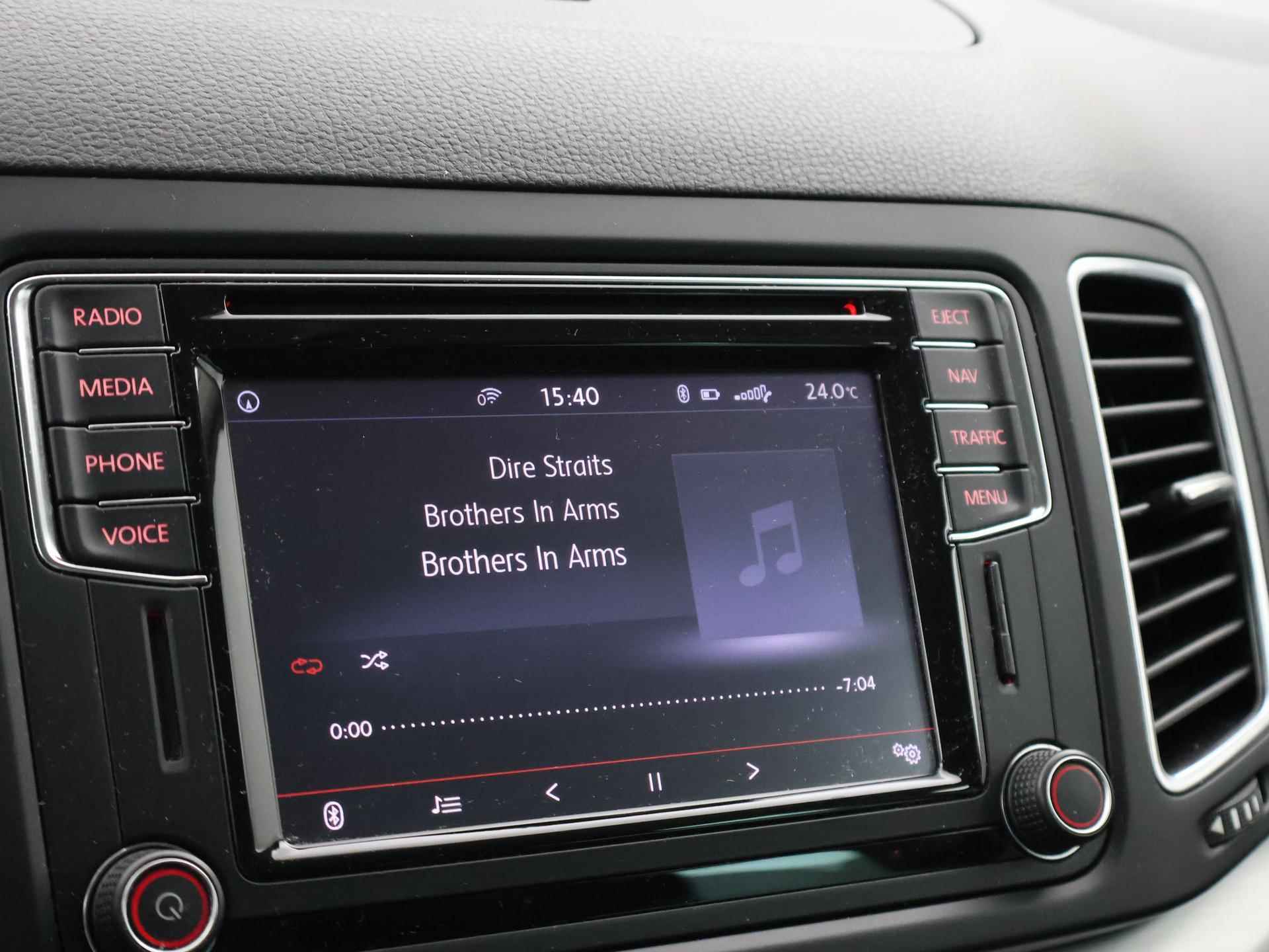 Volkswagen Sharan 1.4 TSI 7-PERS 150 PK DSG + APPLE CARPLAY / DAB - 44/49