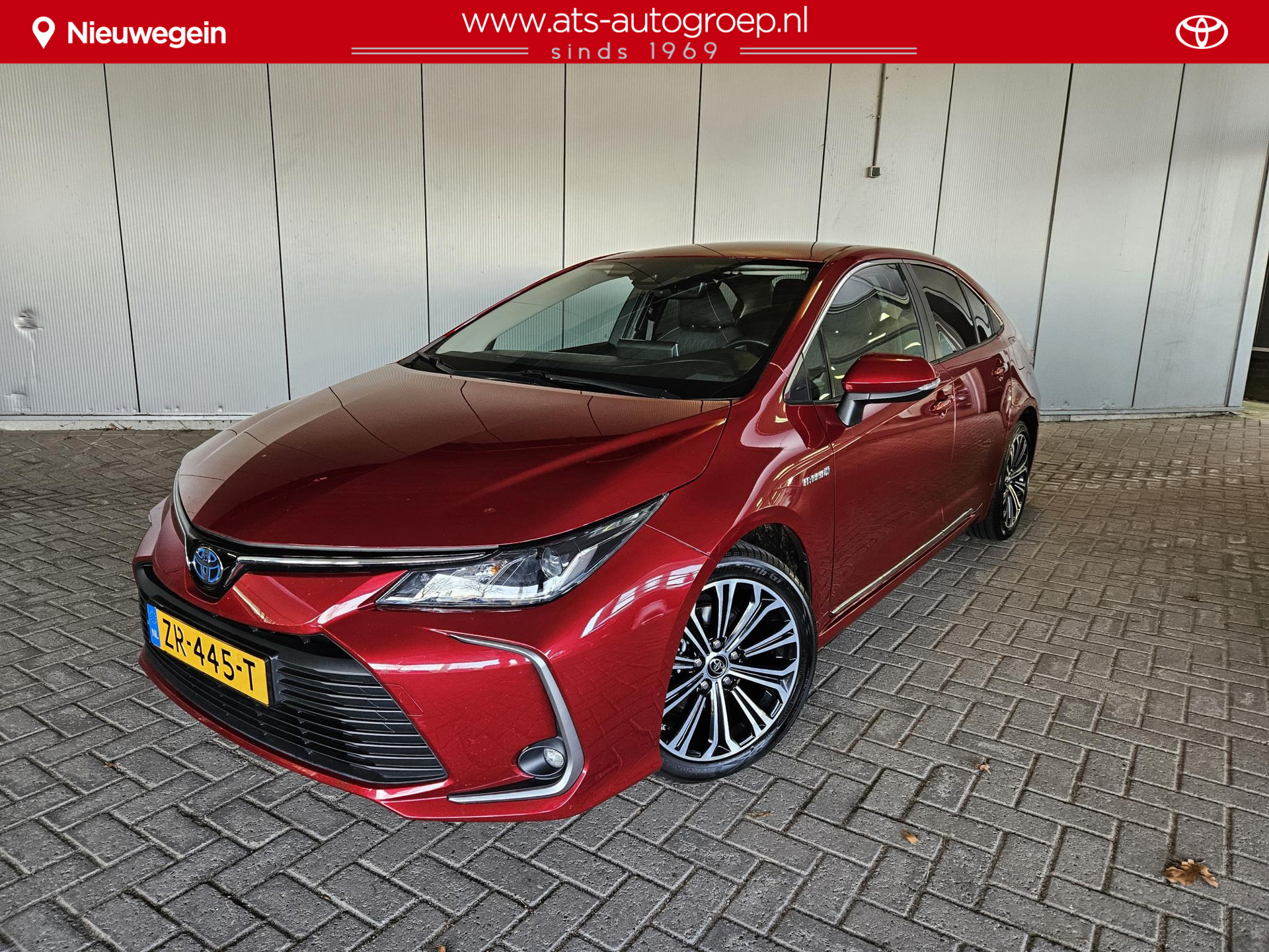 Toyota Corolla 1.8 Hybrid First Edition | Sedan | Apple Carplay / Android Auto | Full map navigatie